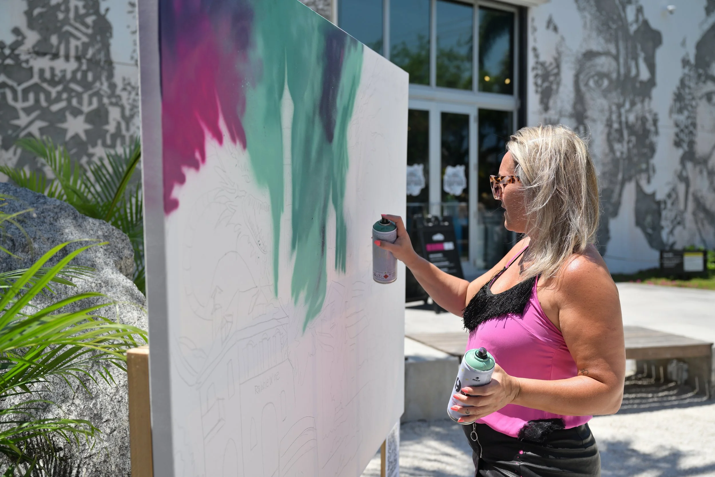 Rabble Wine 040546.jpg