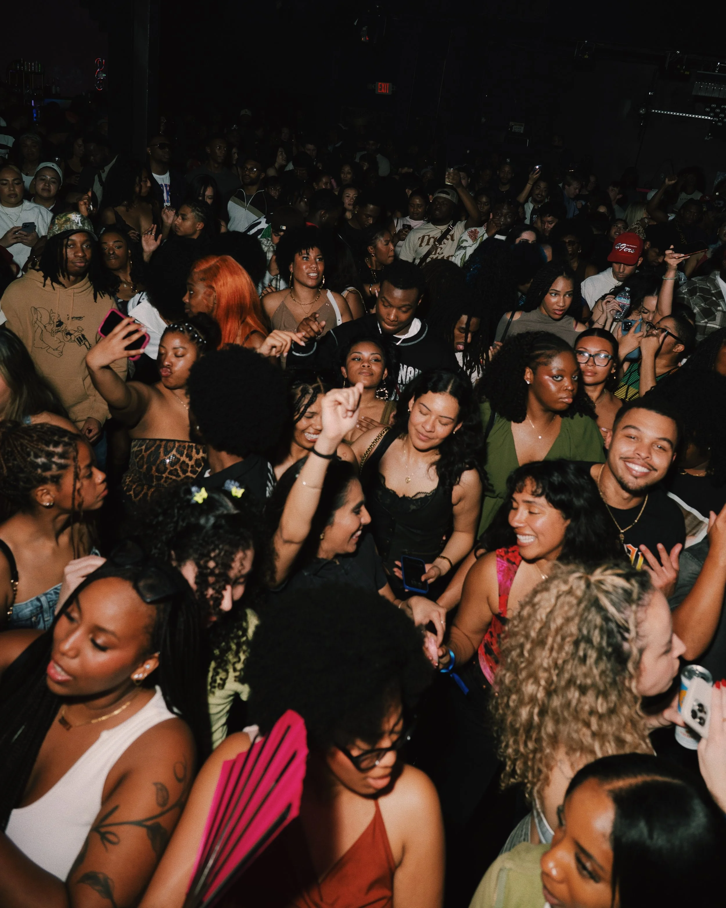 FRNDSONLY_LeonThomas_15.JPG
