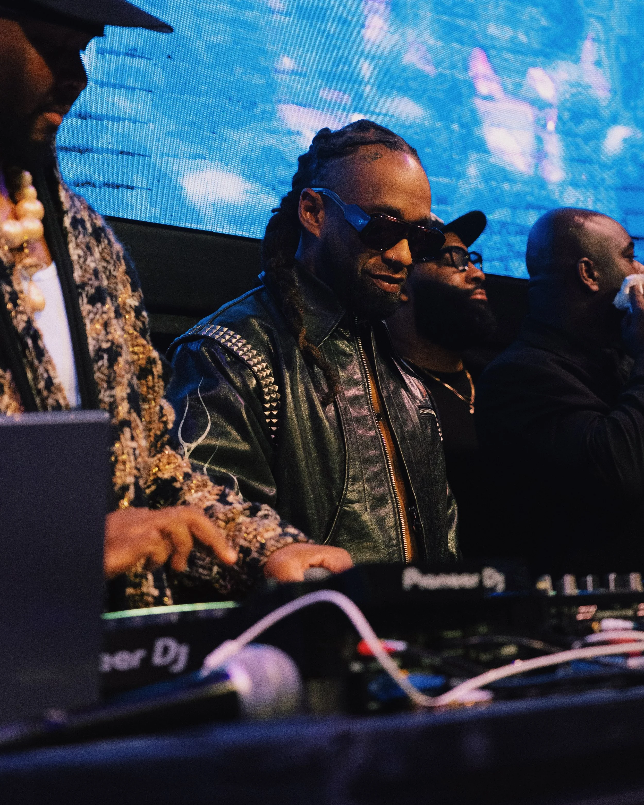 FRNDSONLY_LeonThomas_67.JPG