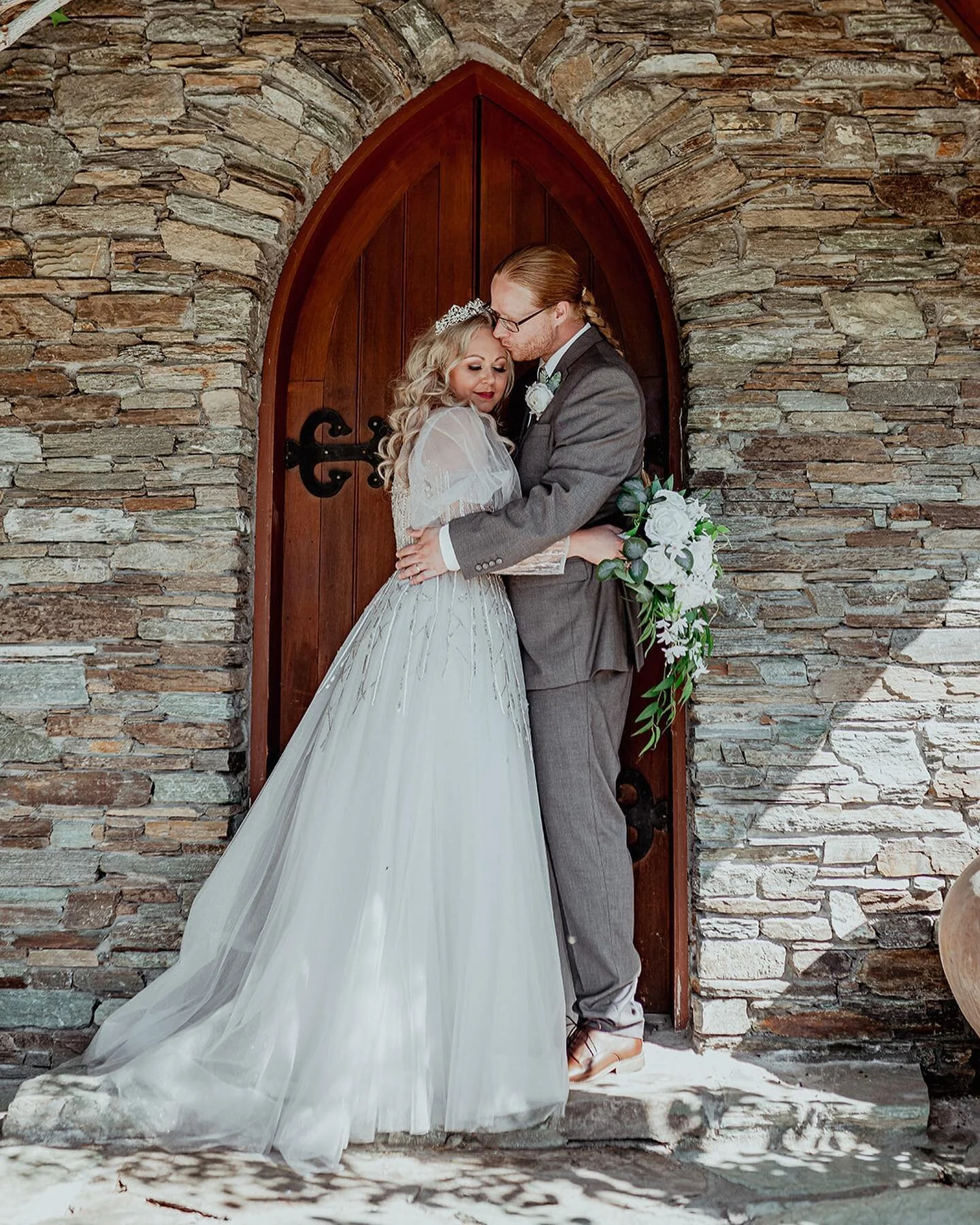 happy Sunday everyone, I hope you&rsquo;re enjoying your long weekend! ☀️

~Aliena

#queenstownnz #queenstownphotographer #queenstownelopement #queenstownelopementphotographer #christchurchweddingphotographer #christchurchelopement #christchurchweddi