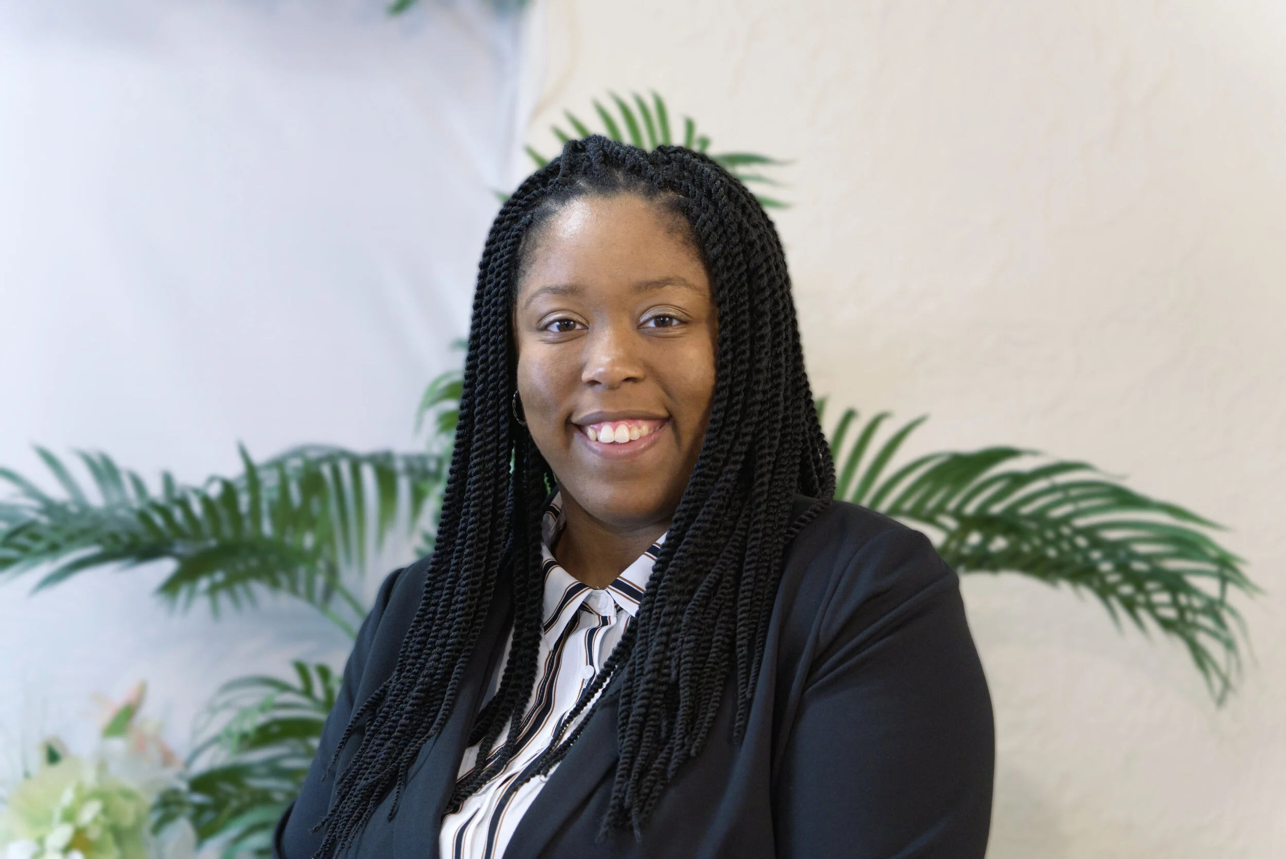 kelly headshot edited .jpg