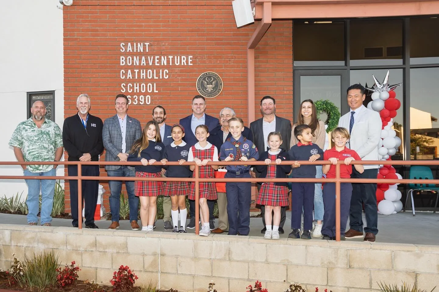 Thursday of Catholic Schools Week was a meaningful reminder that faith and leadership go hand in hand. We proudly recognized Huntington Beach city officials and local business owners who lead by example through service and care for others. Special th