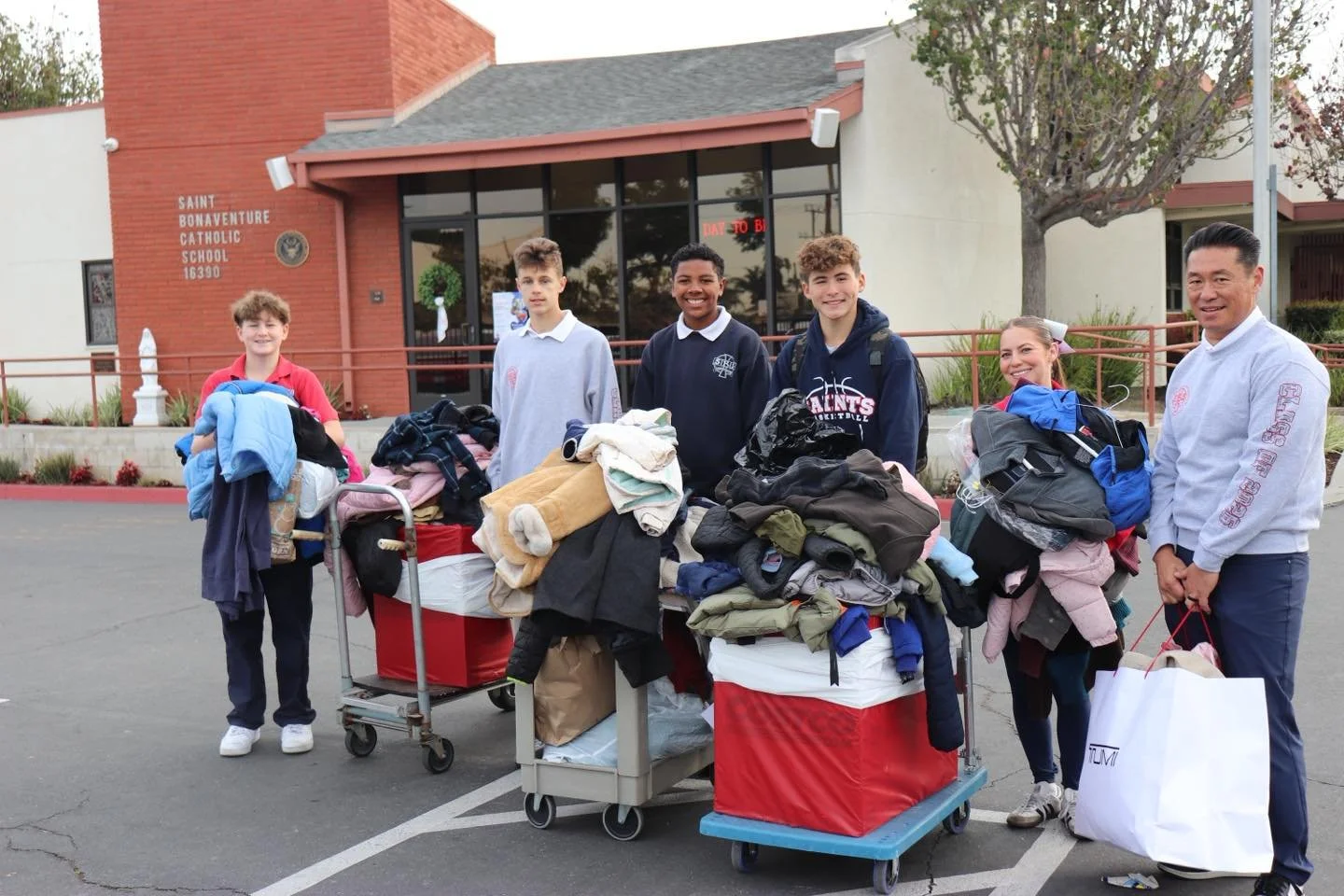 Thank you, SBS community! During Catholic Schools Week, our Saints collected over 150 coats for the HOPE Office to support families in need. Your generosity truly warmed hearts (and our neighbors) this winter. What a beautiful way to live out our cal