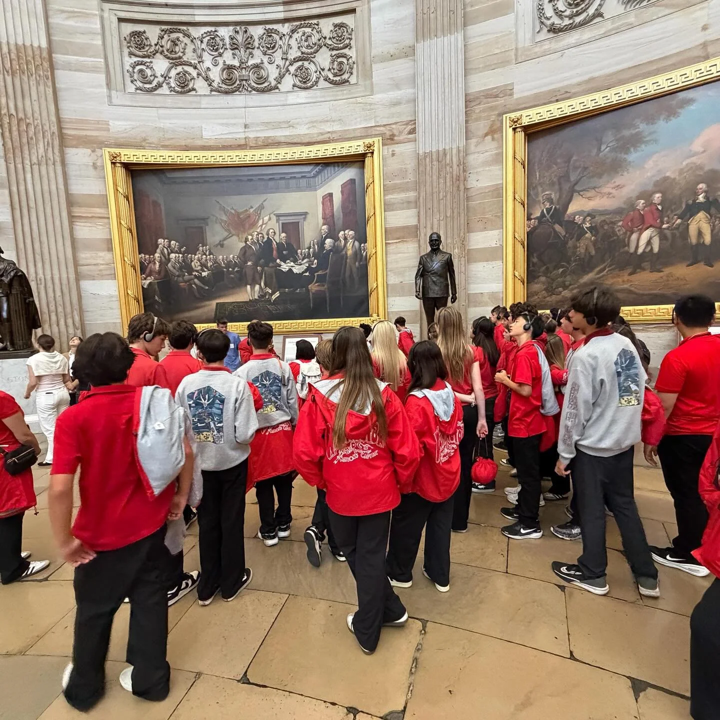 Day 4 and still going strong! 🇺🇸✨ 

Our 8th graders packed in another incredible day exploring our nation&rsquo;s history and landmarks. From more iconic monuments to touring the U.S. Capitol, stepping inside the Library of Congress, and diving int