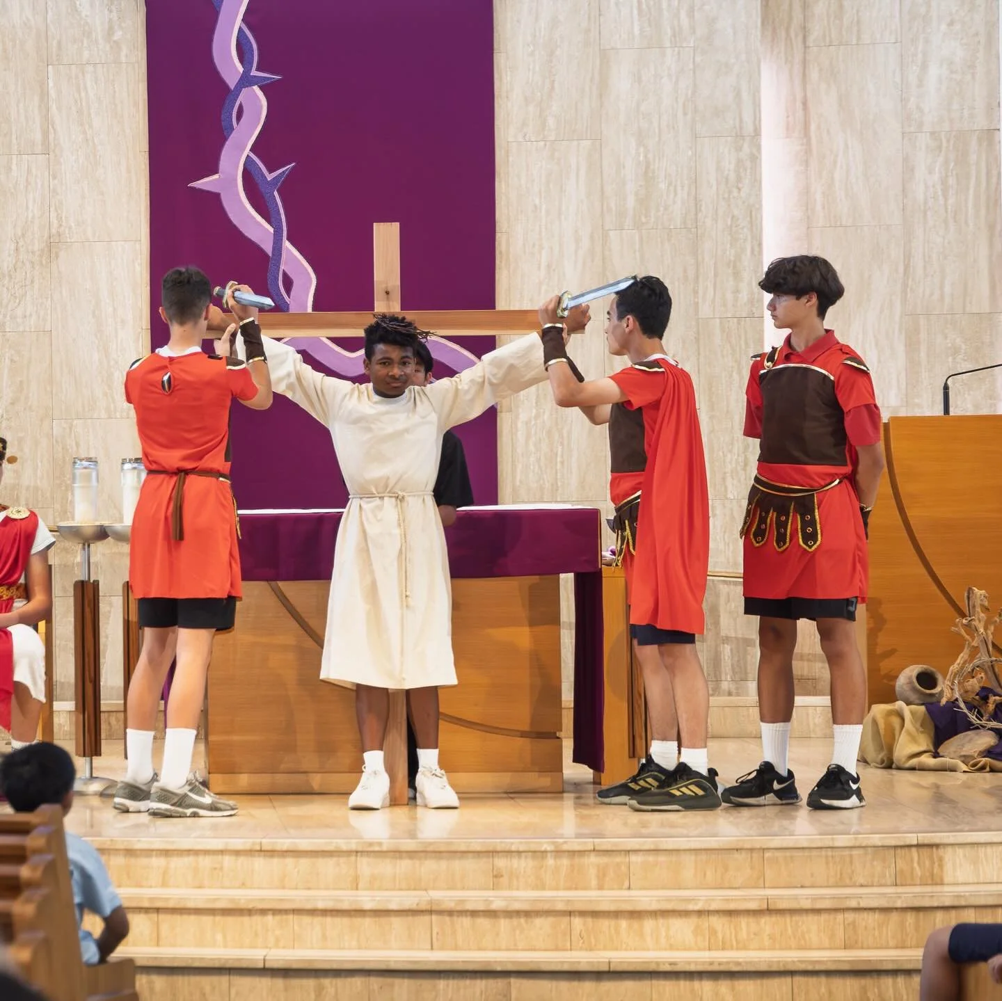 As we reflect on this Good Friday, we are reminded of the powerful reenactment of the Stations of the Cross our students prayerfully participated in. Through this live experience, they walked alongside Jesus, gaining a deeper understanding of His jou
