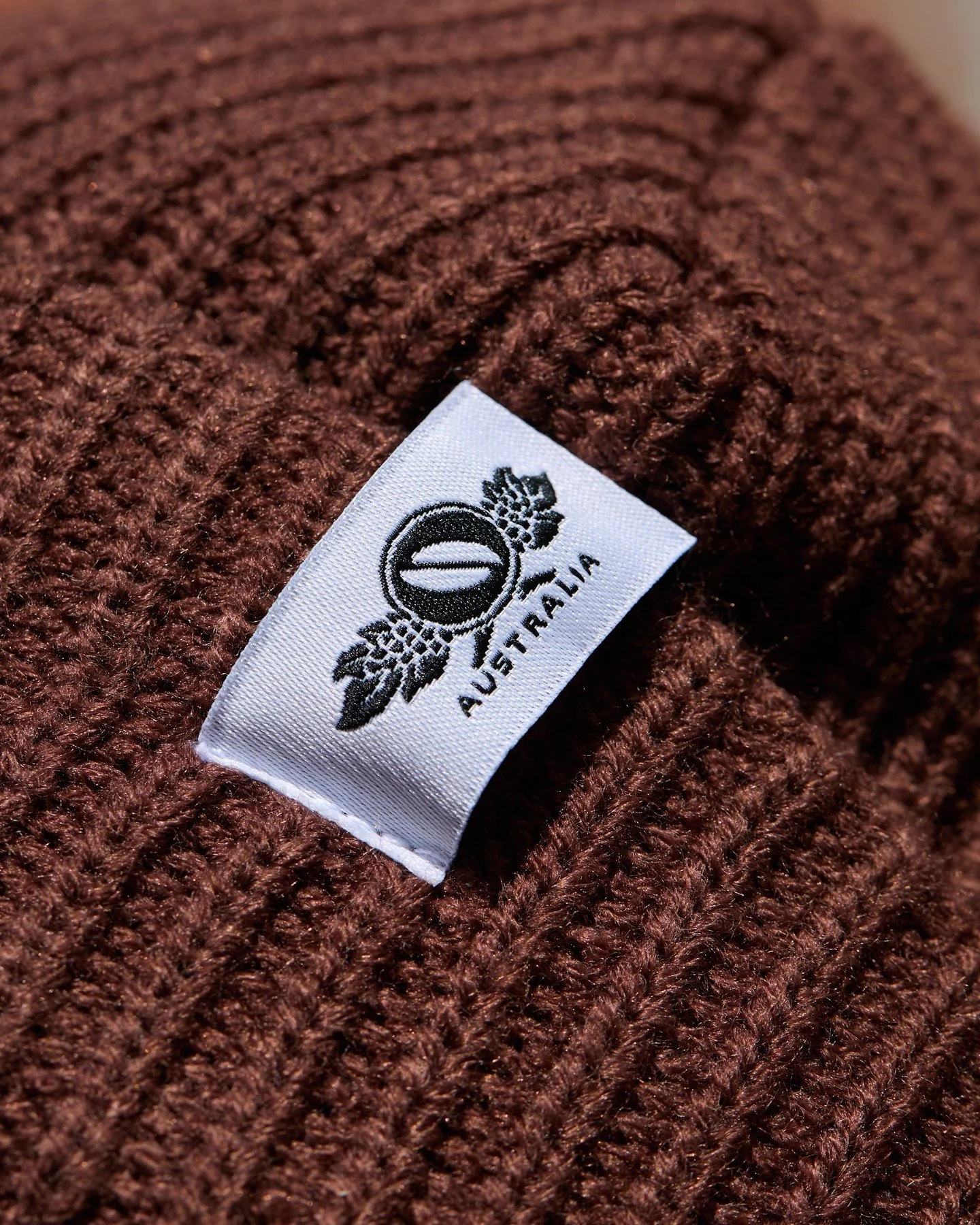 @cafeimportsaustralia is an independent importer and developer of some of the world’s finest specialty green coffees.
we produced a warfie-style beanie for @cafeimportsaustralia. This chunky, coffee-toned knit is crafted from 100% cotton and f