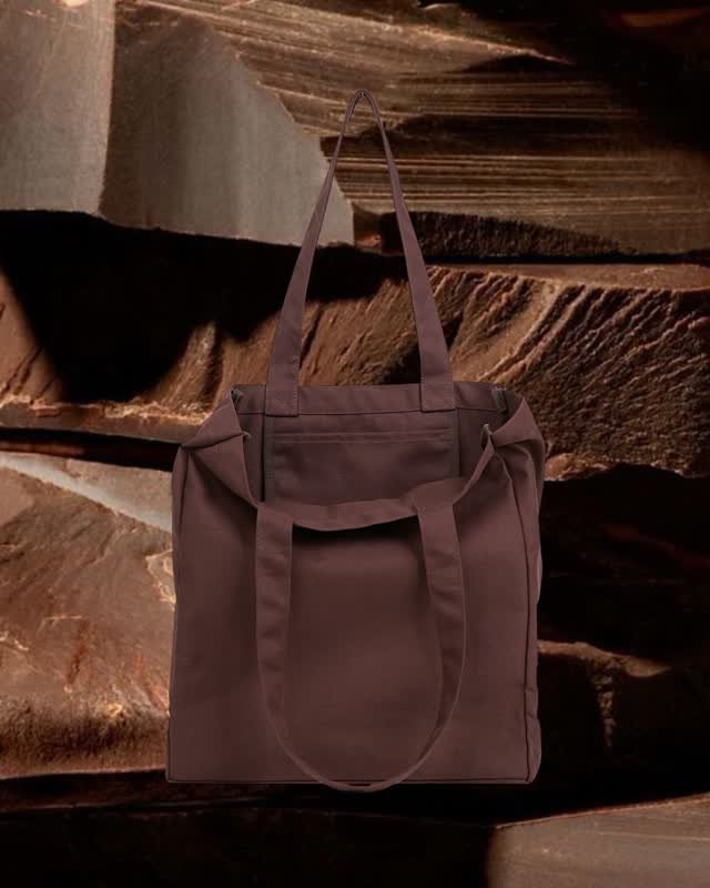 Some good news, our sister company @bycontain has introduced a new colour to the Goods Tote range.⁠
Introducing Chocolate: a rich brown tone, available now and ready to print.⁠
⁠
Our best-selling tote features an internal slip pocket for small essent