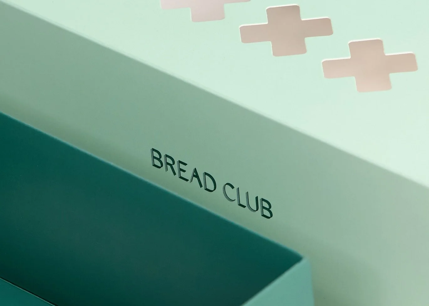 Some of our favourite boxes we have produced. Featuring a slide out tray and custom sleeve with air vents to let out the sweet hot cross bun aromas.