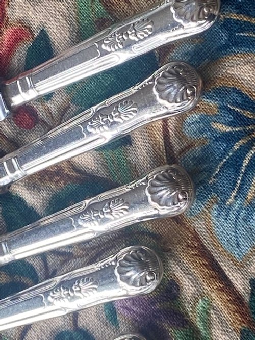 8KPDessKnives3.jpg
