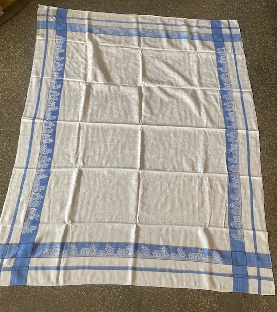 BlueWhiteCloth3.jpg