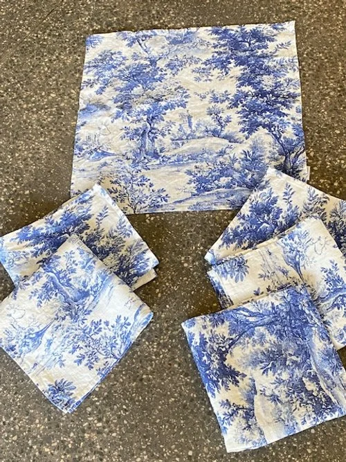 BlueToileNapkins1.jpg