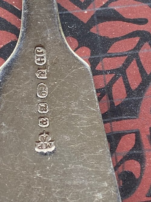 LadlesCrestedPair3.jpg