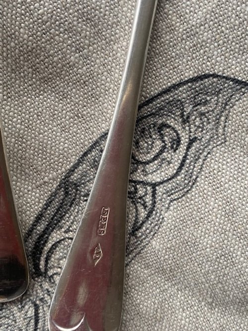 KnivesSpoonsii.jpg