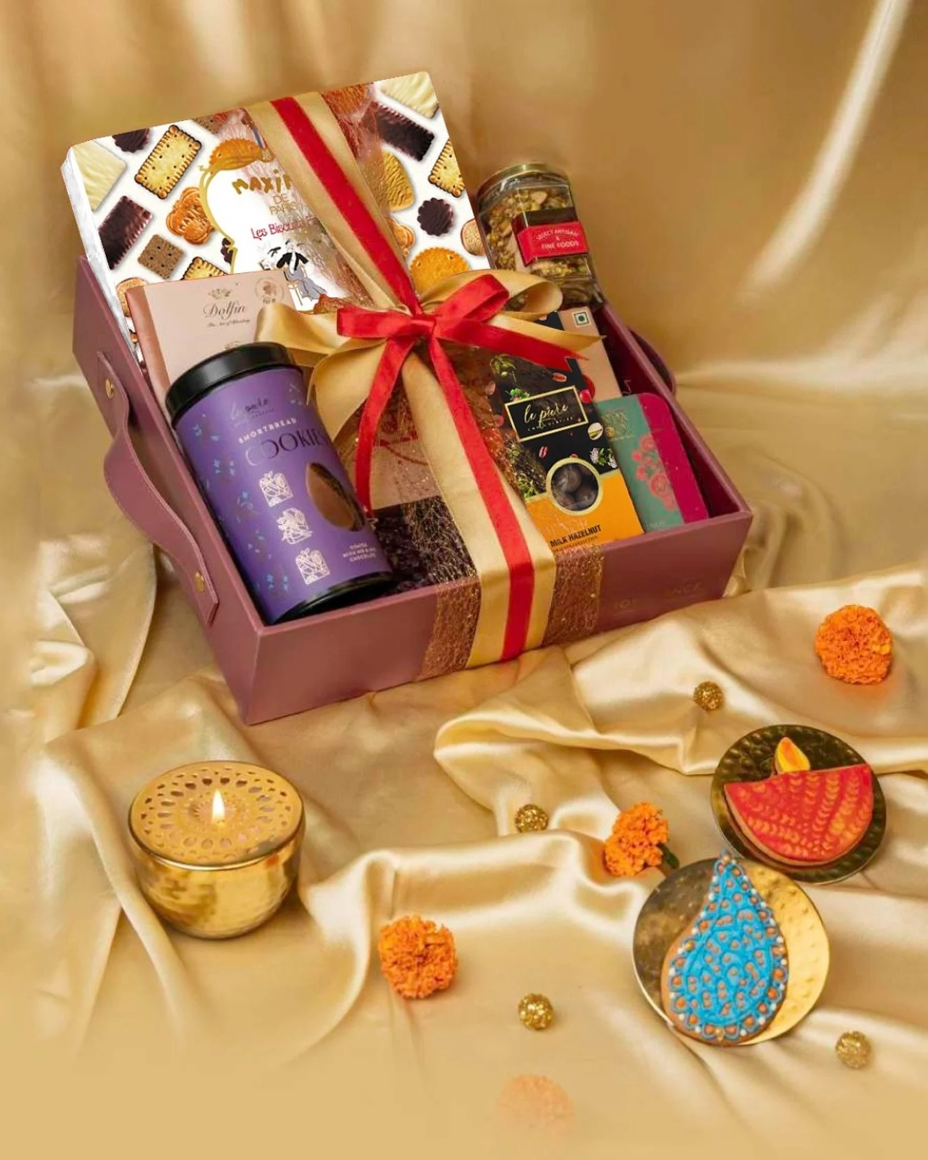 The Gourmet Festive Delight Tray — a celebration of
taste and craftsmanship. This premium assortment
features artisanal snacks and sweet treats,
thoughtfully curated to capture the spirit of Diwali.
Enjoy a tempting mix of chikki brittle, decad