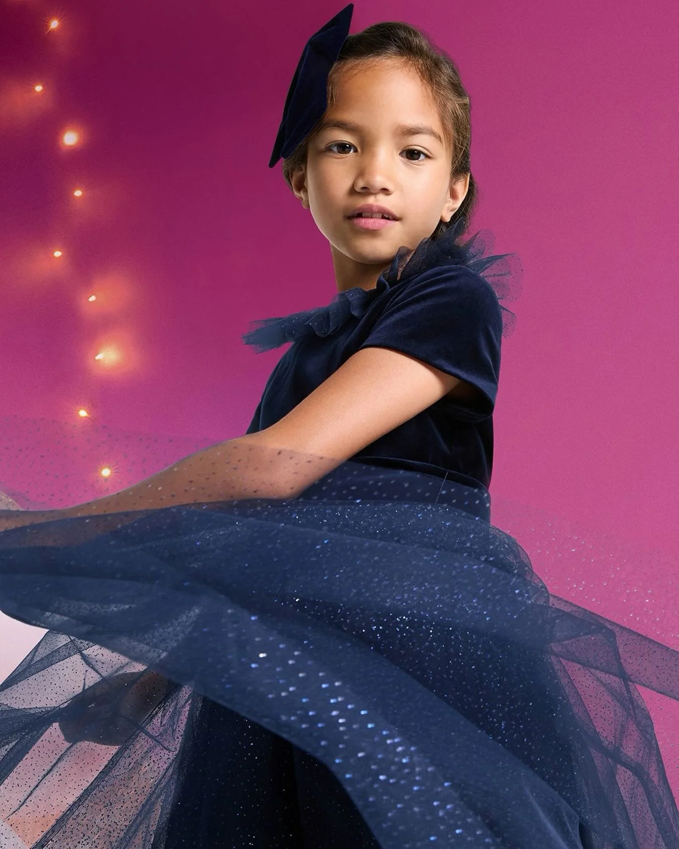 Twirl, sparkle, celebrate! 🎄✨​
This exquisite girls&rsquo; dress combines a smooth velvet bodice with ruffled shoulders and a sequined pleated tulle skirt, turning every movement into timeless elegance.​

Available in stores and online.​

#JacadiPar