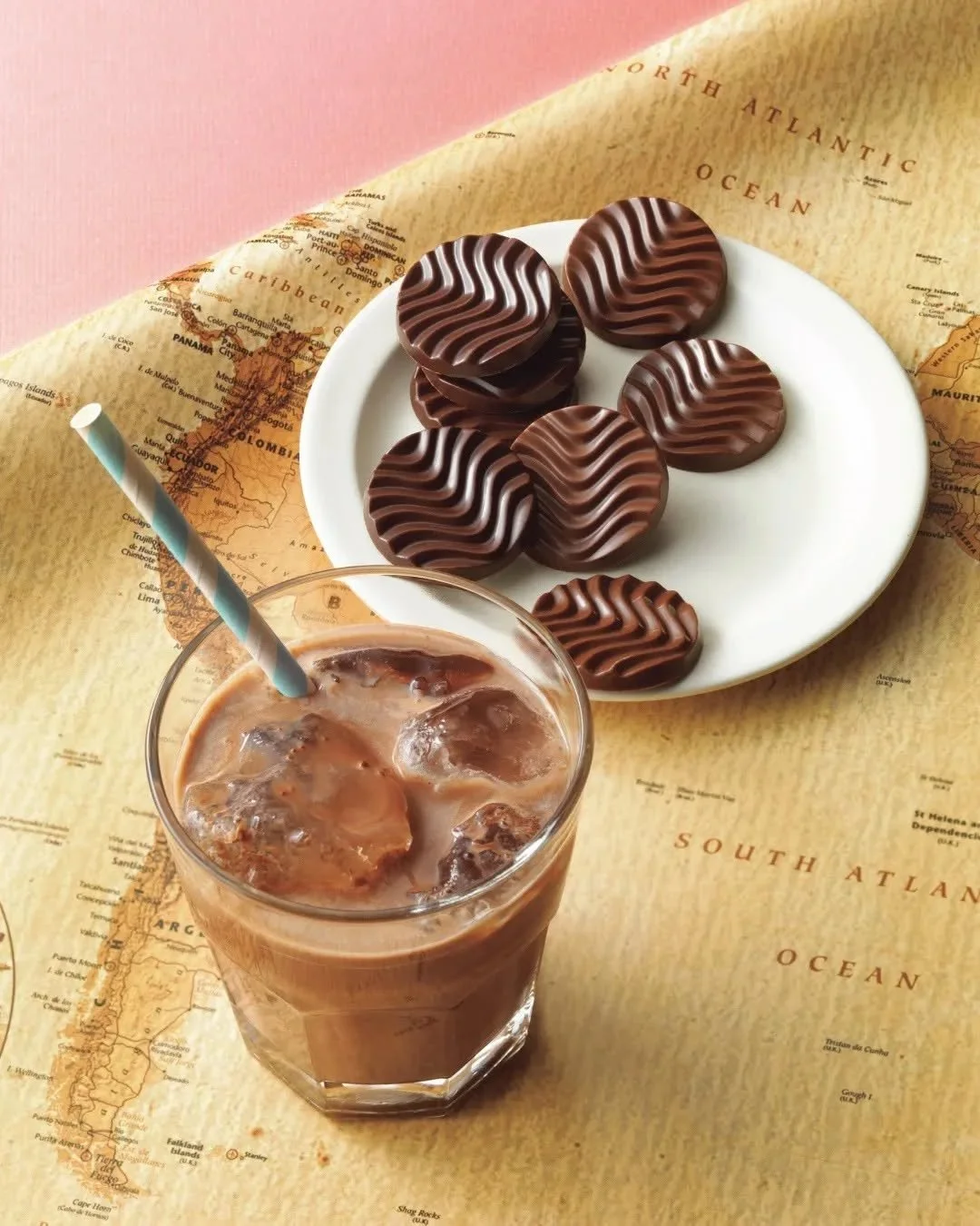 Kick off your summer adventures with a little indulgence from the Provenance chocolate library.✨

ROYCE&rsquo; Pure Chocolate isn&rsquo;t just a treat&mdash;it&rsquo;s the perfect companion as you map out your bucket list. Let each silky, melt-in-you