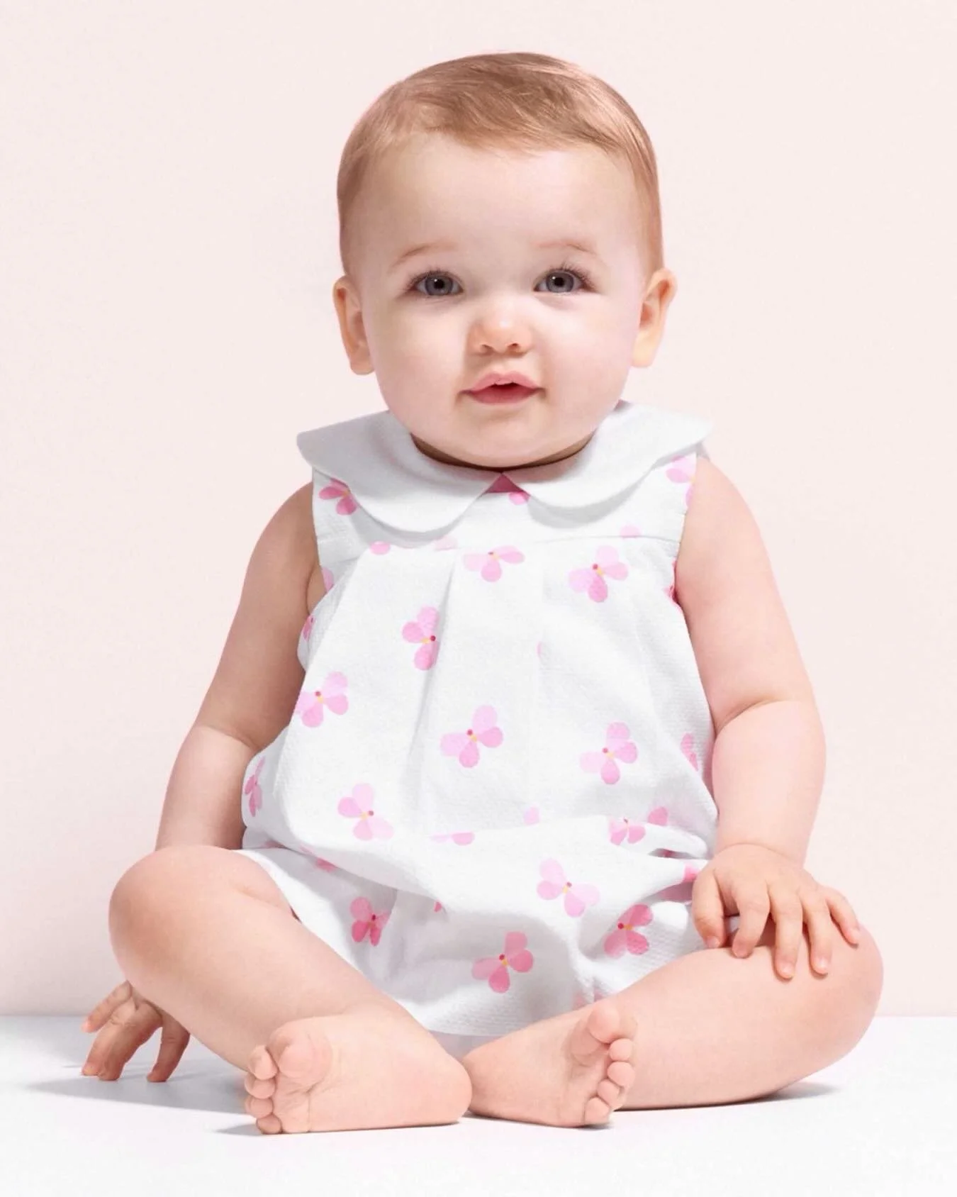 Flutter into spring. ☀️🦋​
Our baby girl butterfly pinafore dress in soft cotton piqu&eacute; features a, scalloped collar, delciate pleats, and a comfy poplin lining &mdash; finished with natural mother-of-pearl buttons.​

Explore in stores and onli