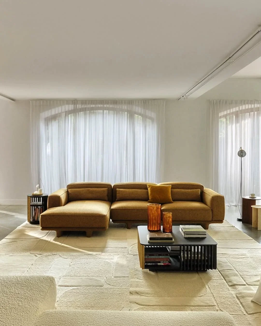 Noka. A new way to sit, gather, and live.

Designed by Sebastian Herkner, Noka brings clarity to the living space with its clean lines and modular form. Light in appearance yet grounded in presence, it naturally shapes the room around it.

Flexible, 