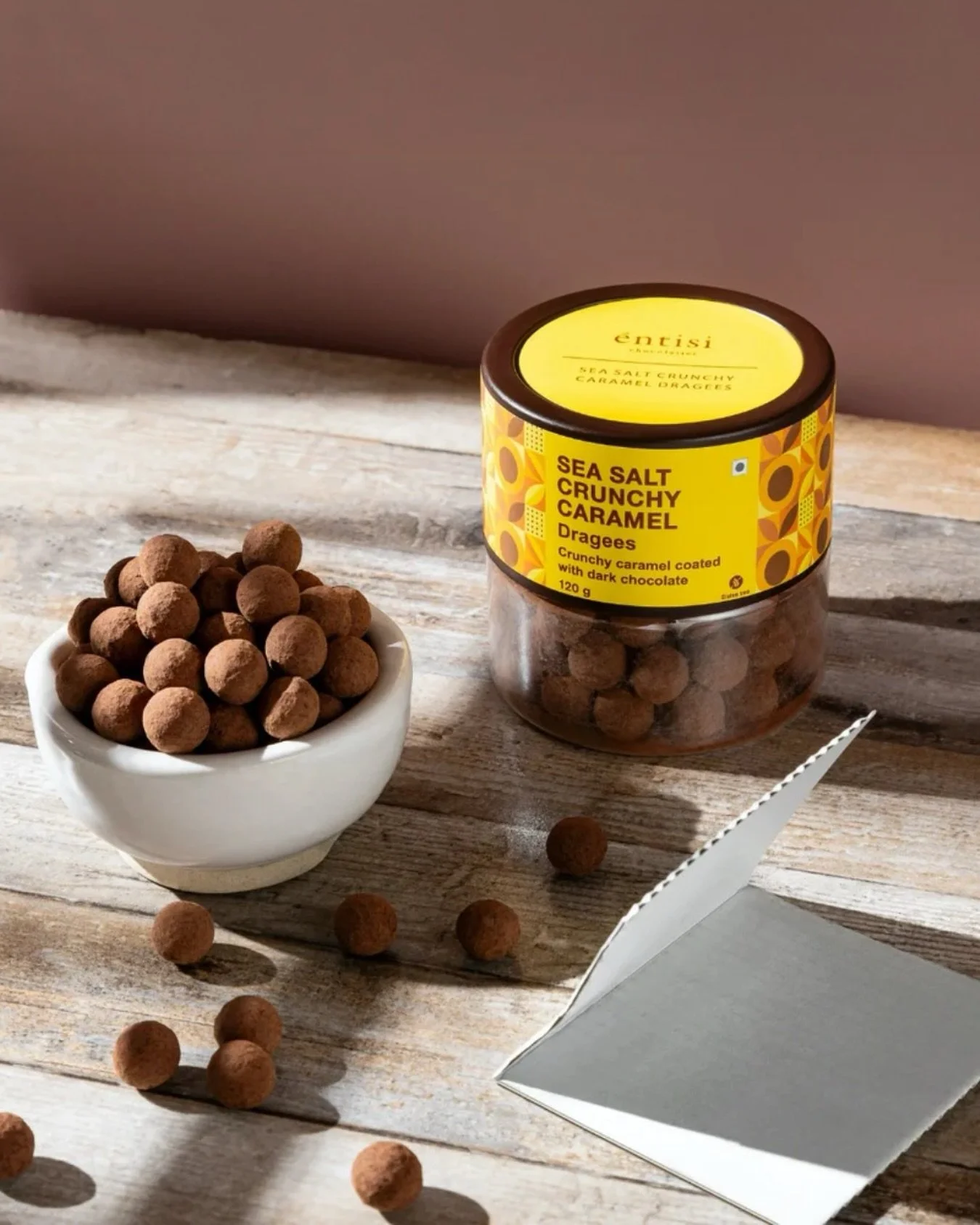 A little texture in every bite. ​
​
Crunchy caramel wrapped in dark chocolate, lifted with a touch of sea salt and finished with a dusting of rich cocoa powder. Smooth, crisp, and full of depth. ​
​
Available at Provenance, in stores and online.