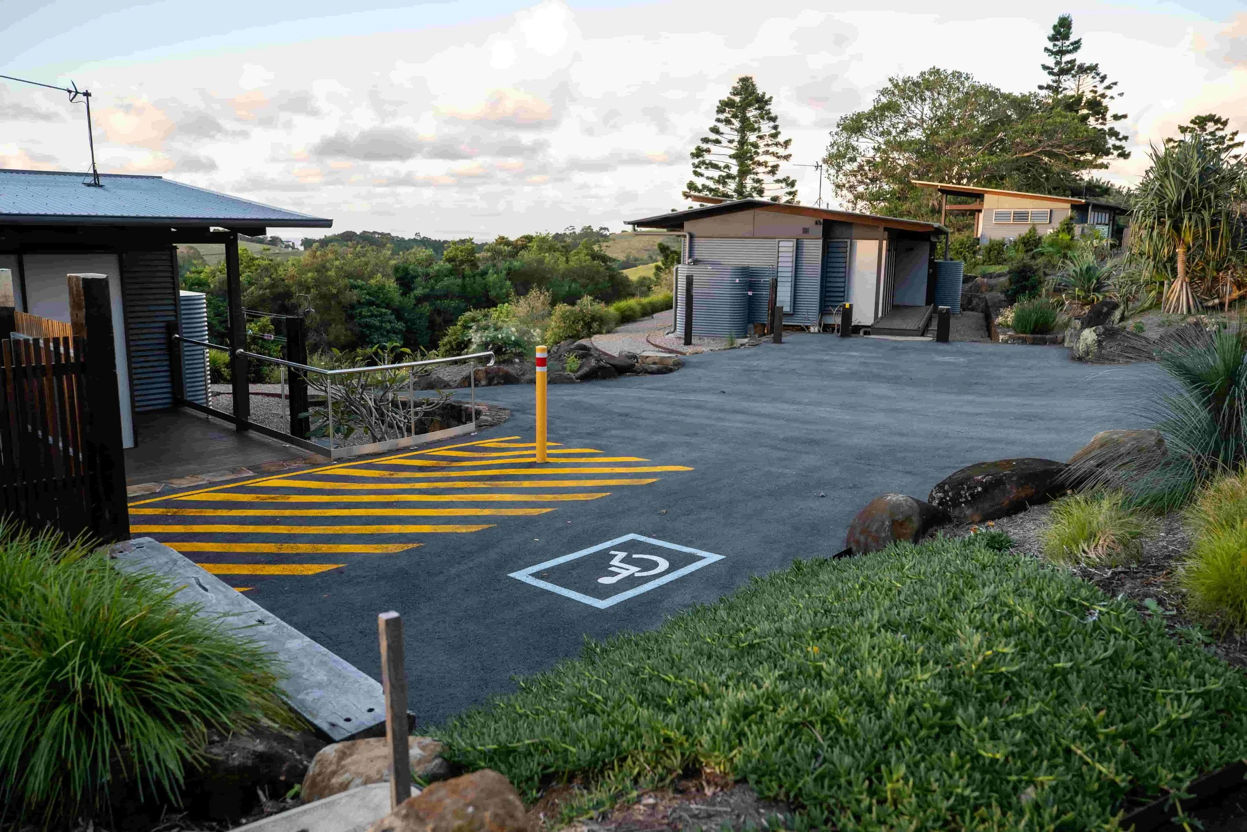 Carinya_ByronBay_Accessible_Exterior_Villa.jpg