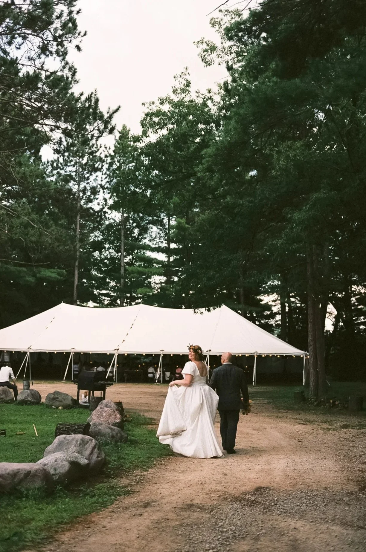 camp-elsewhere-wisconsin-wedding92.jpg