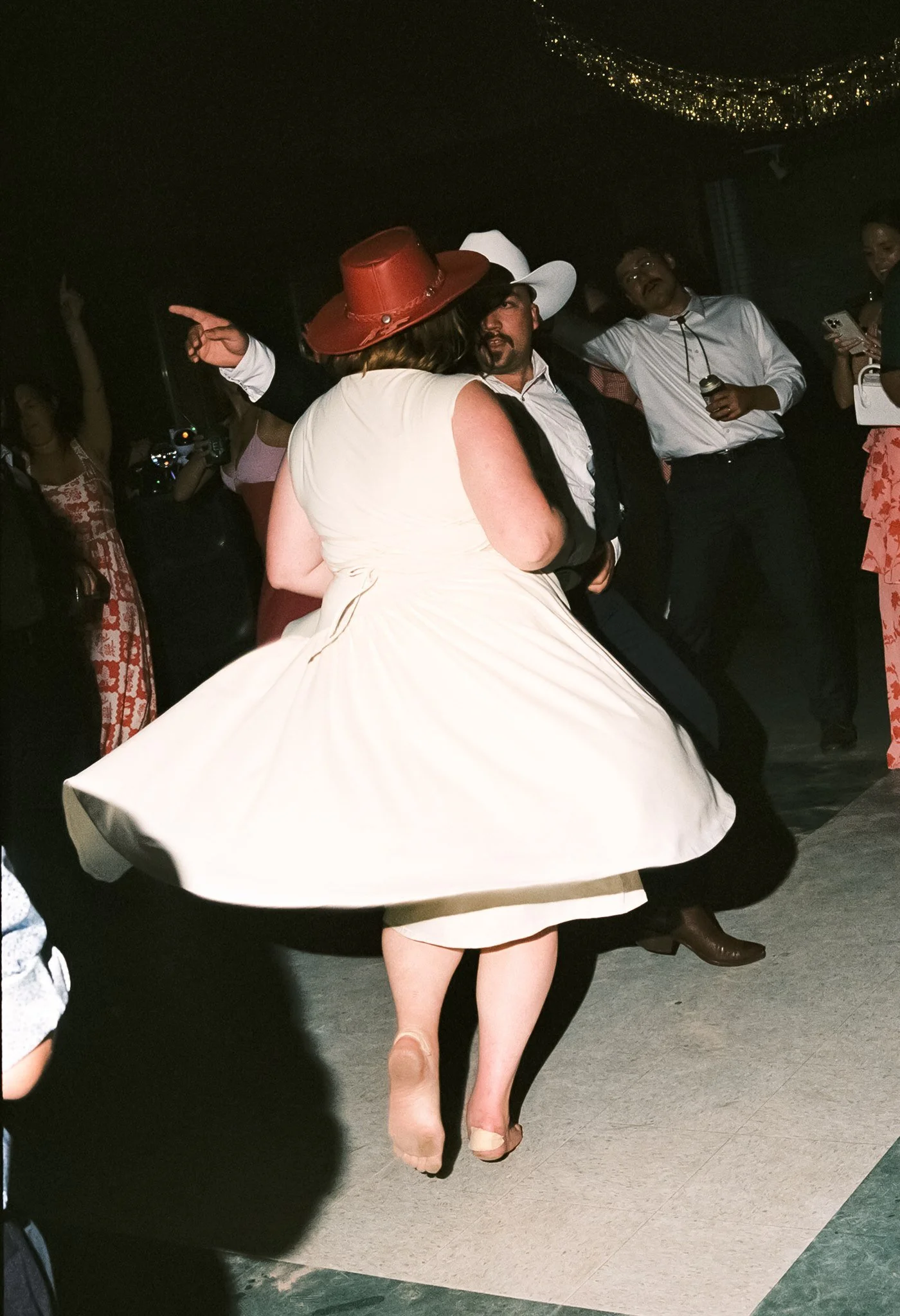 camp-elsewhere-wisconsin-wedding101.jpg