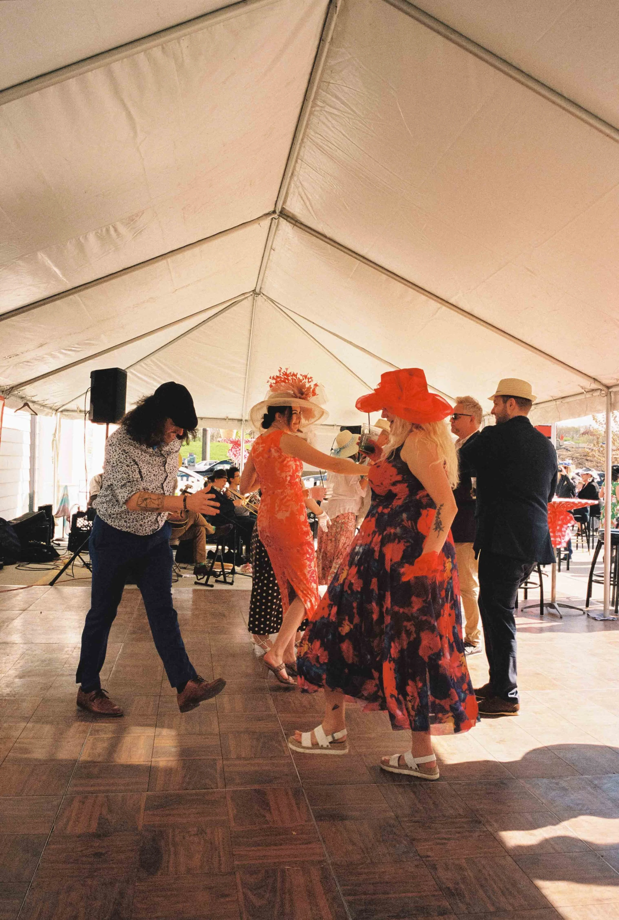 kentucky-derby-outfits-on-film-29.jpg