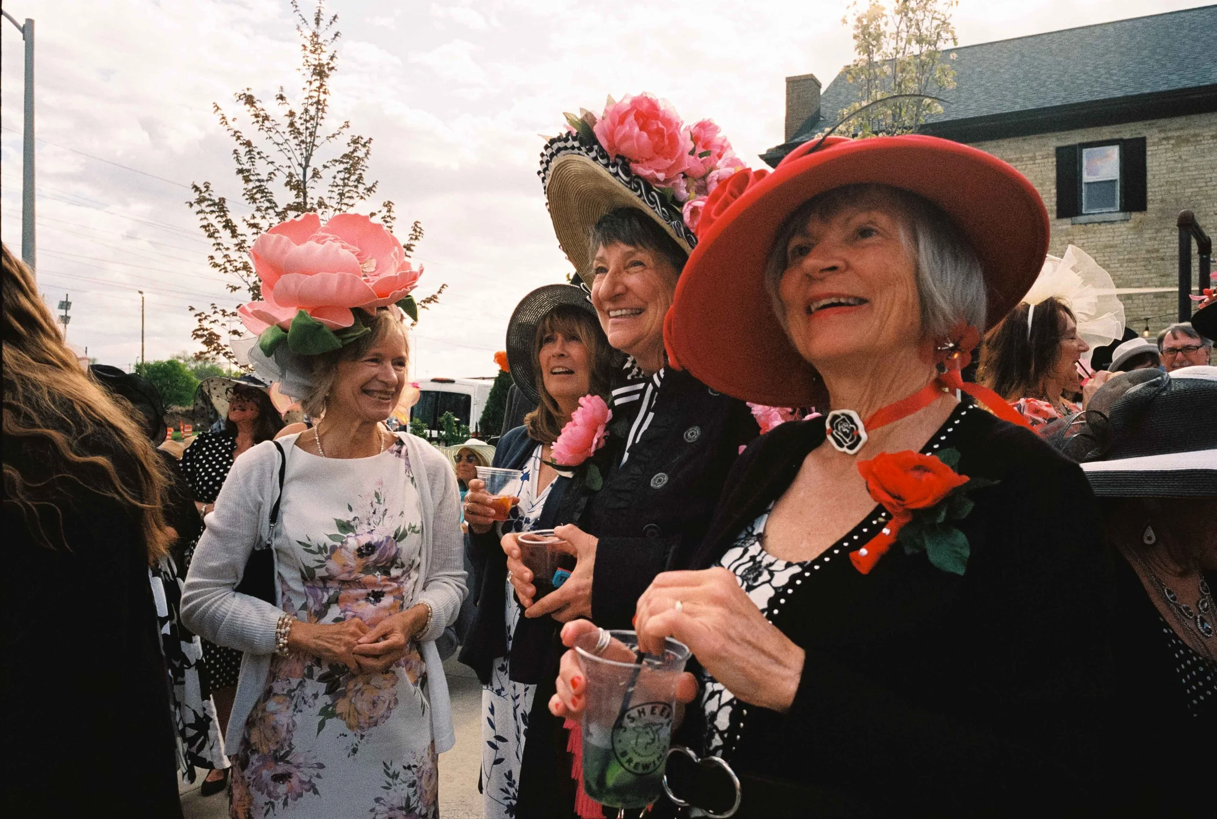 kentucky-derby-outfits-on-film-9.jpg