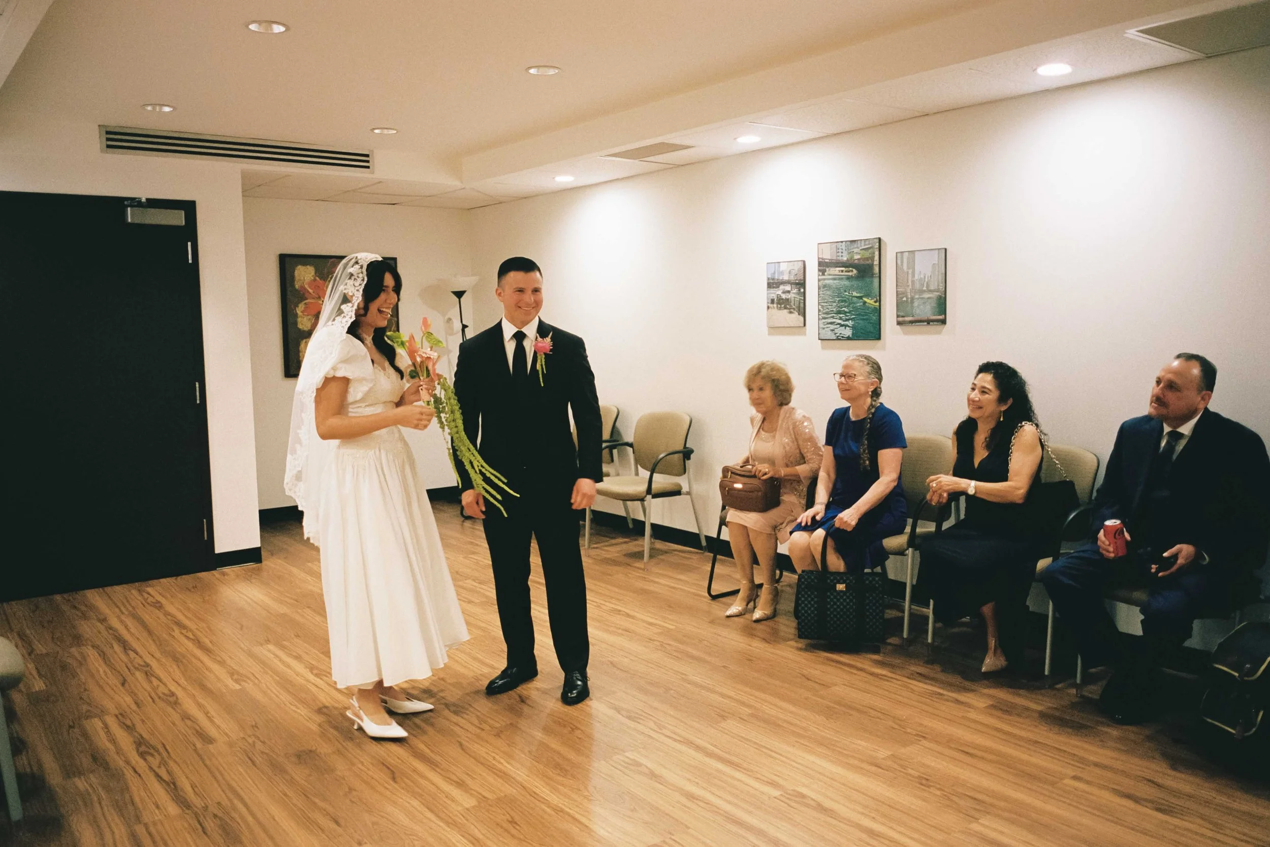 chicago-city-hall-elopement-23.jpg
