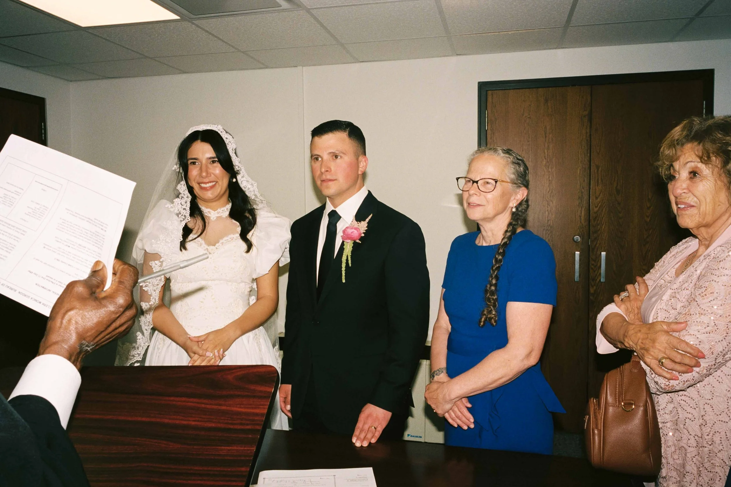 Chicago-city-hall-elopement-32.jpg