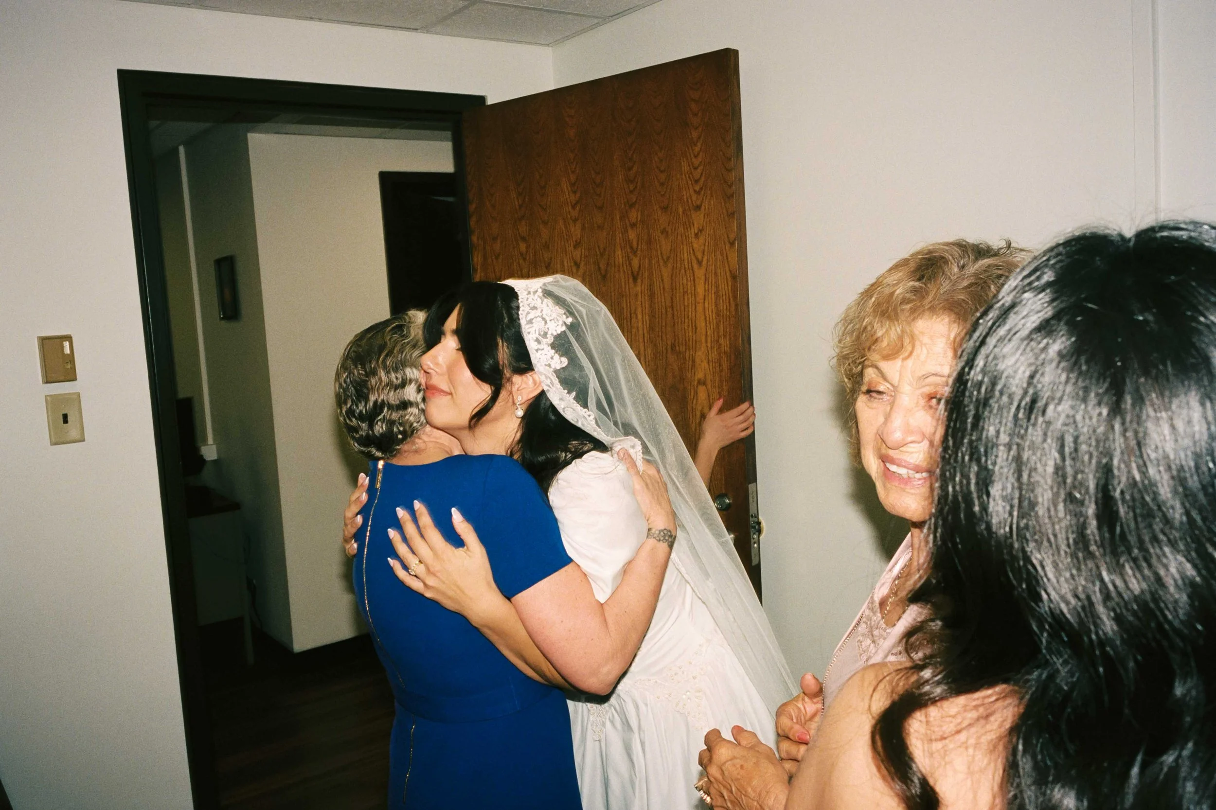 Chicago-city-hall-elopement-34.jpg