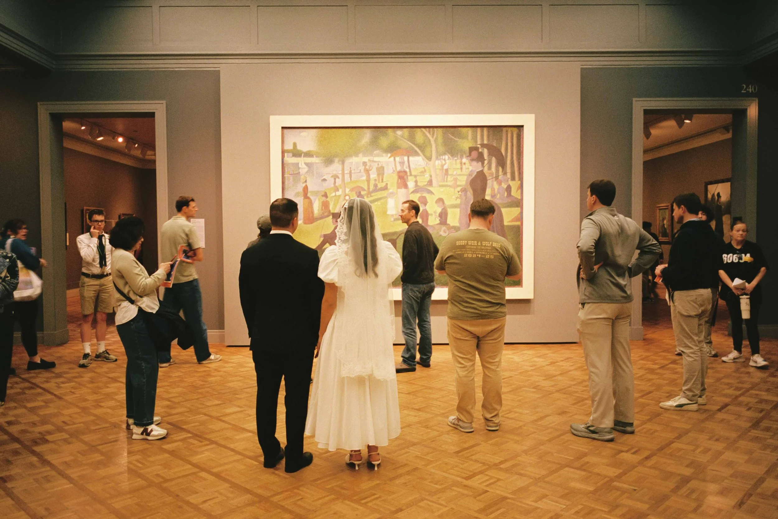 Artful film photo of a wedding couple at the Chicago Art Institute