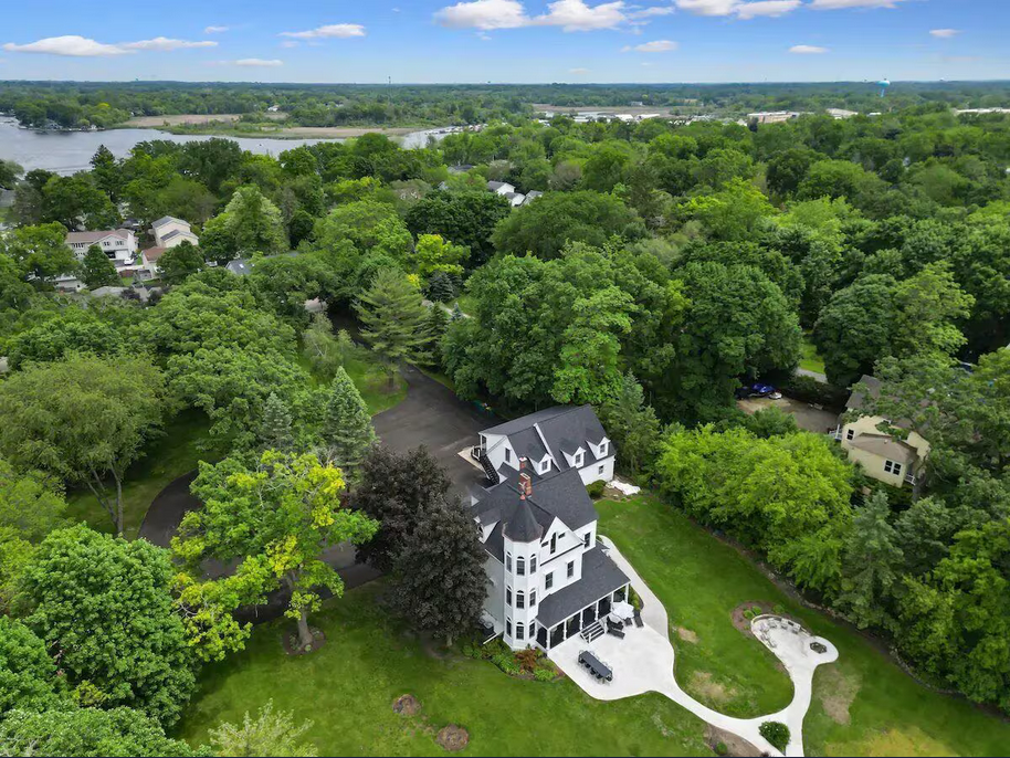 lake-geneva-wedding-venue-444.png