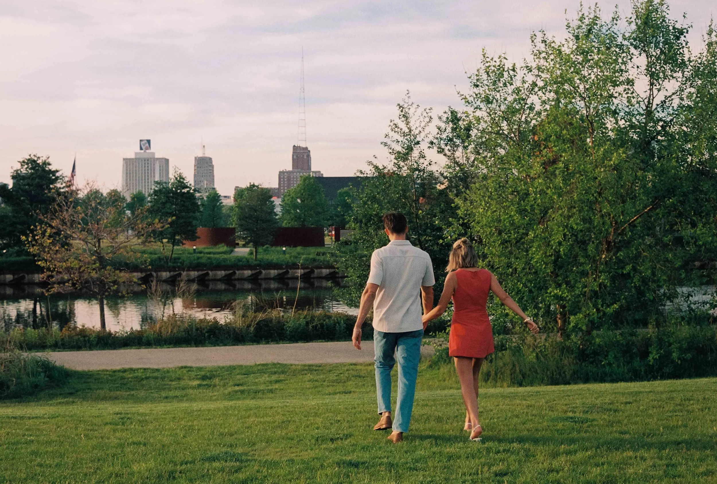 milwaukee-engagement-photoshoot-21.jpg