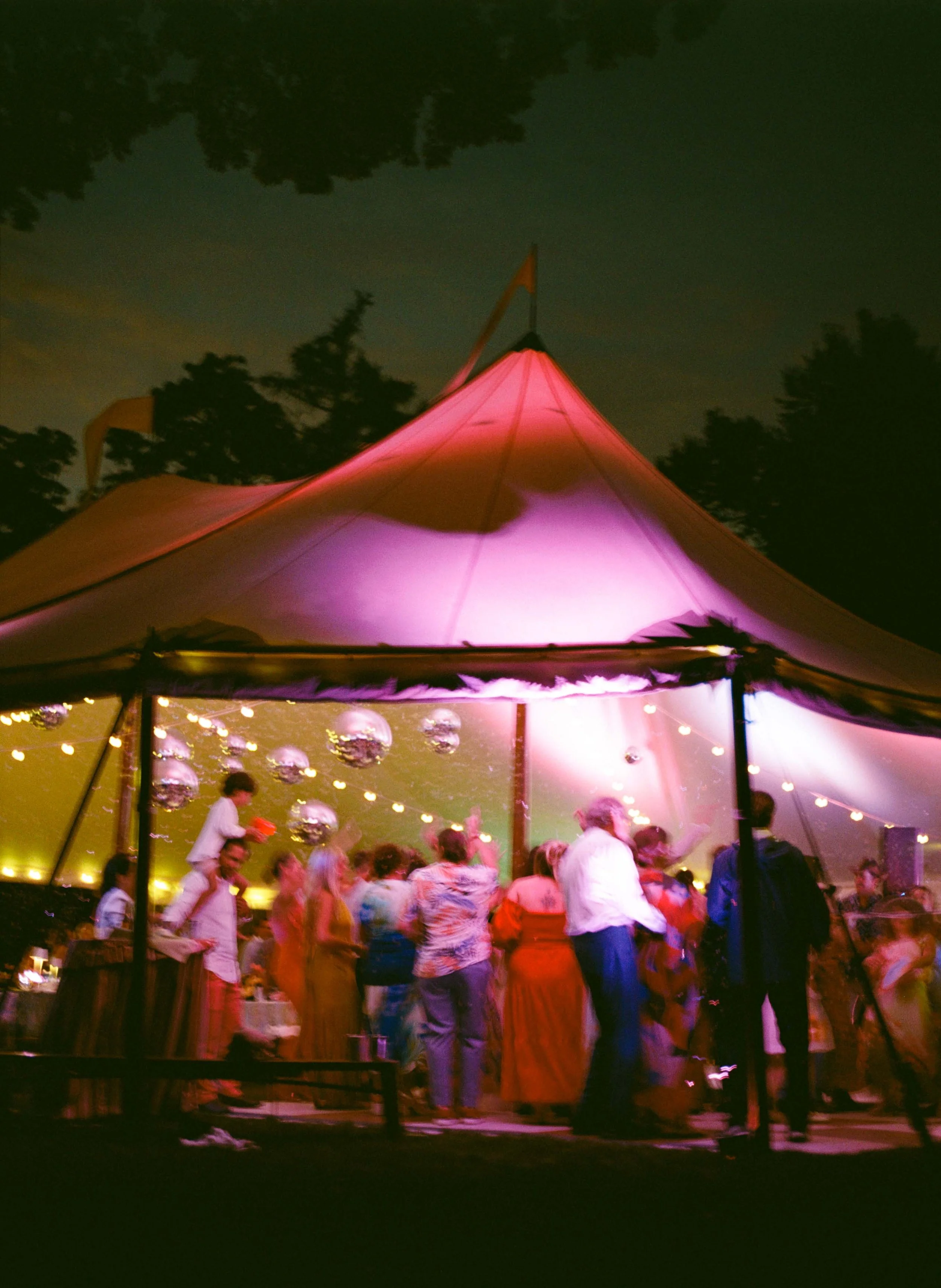 Wisconsin-Tent-Wedding-444.jpg