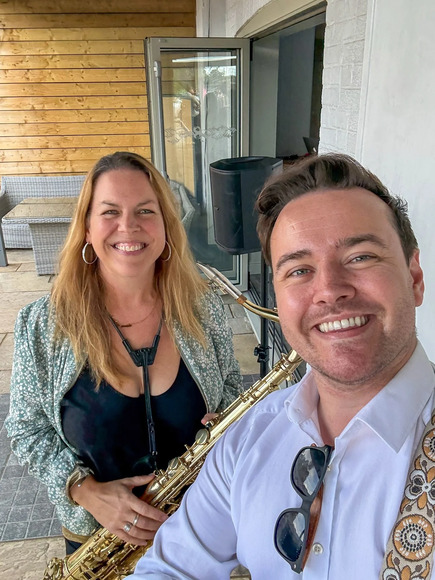 Really enjoyable wedding duo gig with @caronrobinsonsaxophonist 🎷 yesterday! A phenomenal player. Hope to perform with you again soon! Thank you to the wonderful team at @theffolkes for looking after us. Amazing hospitality 🧡