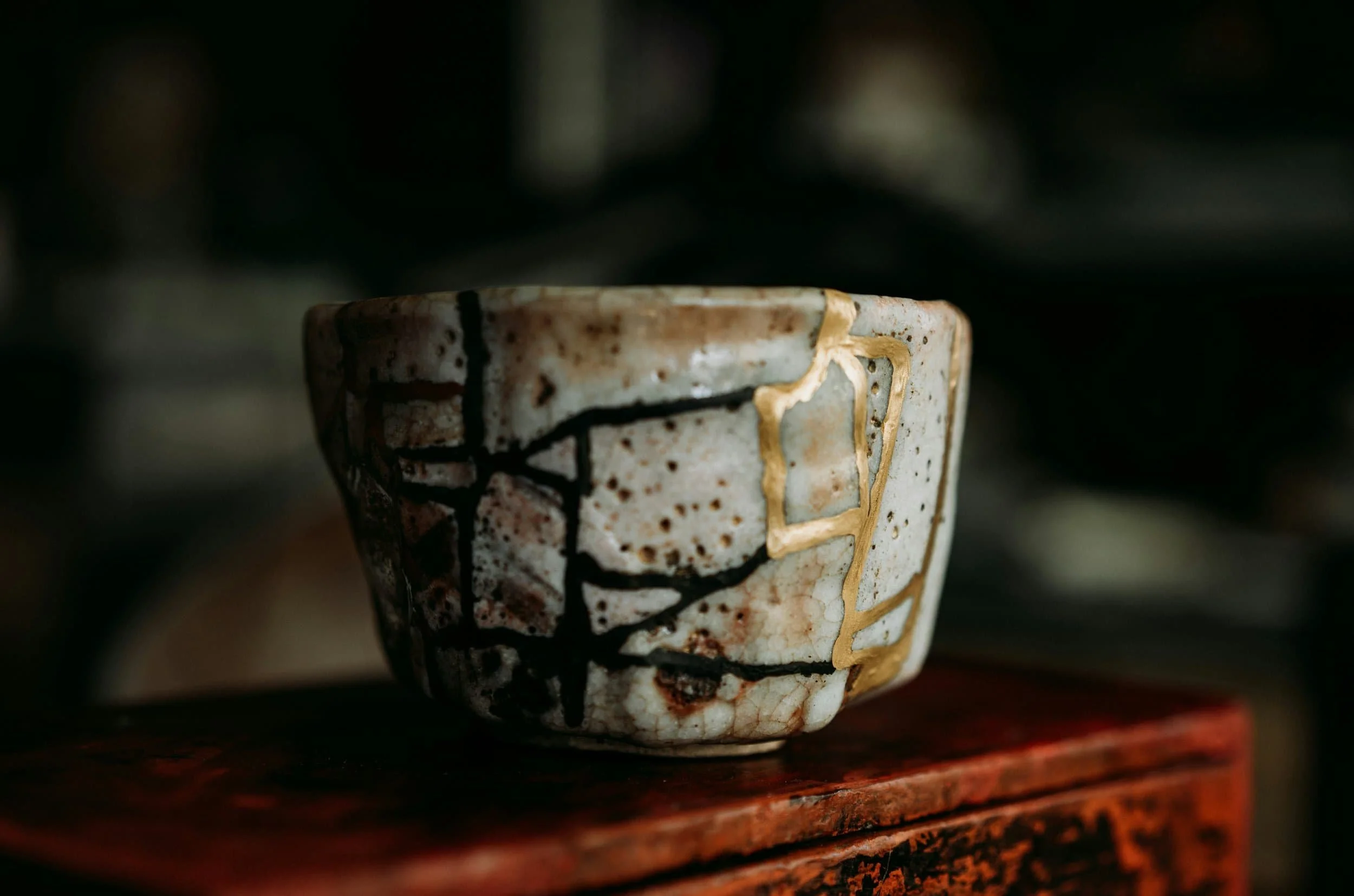 A mended vase as a symbol of trauma recovery