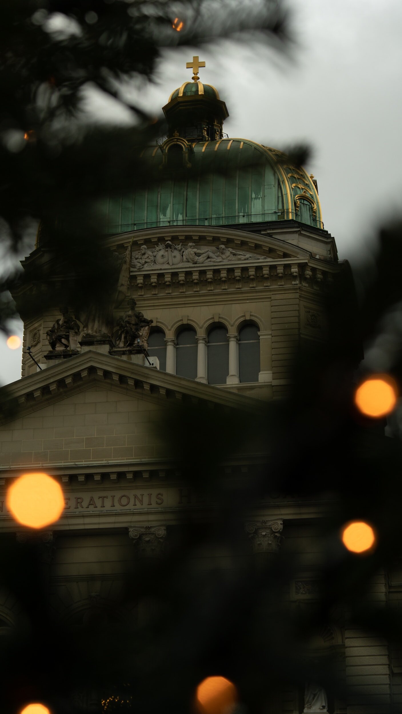 Asset Management via Swiss Trusts: Advantages and Benefits