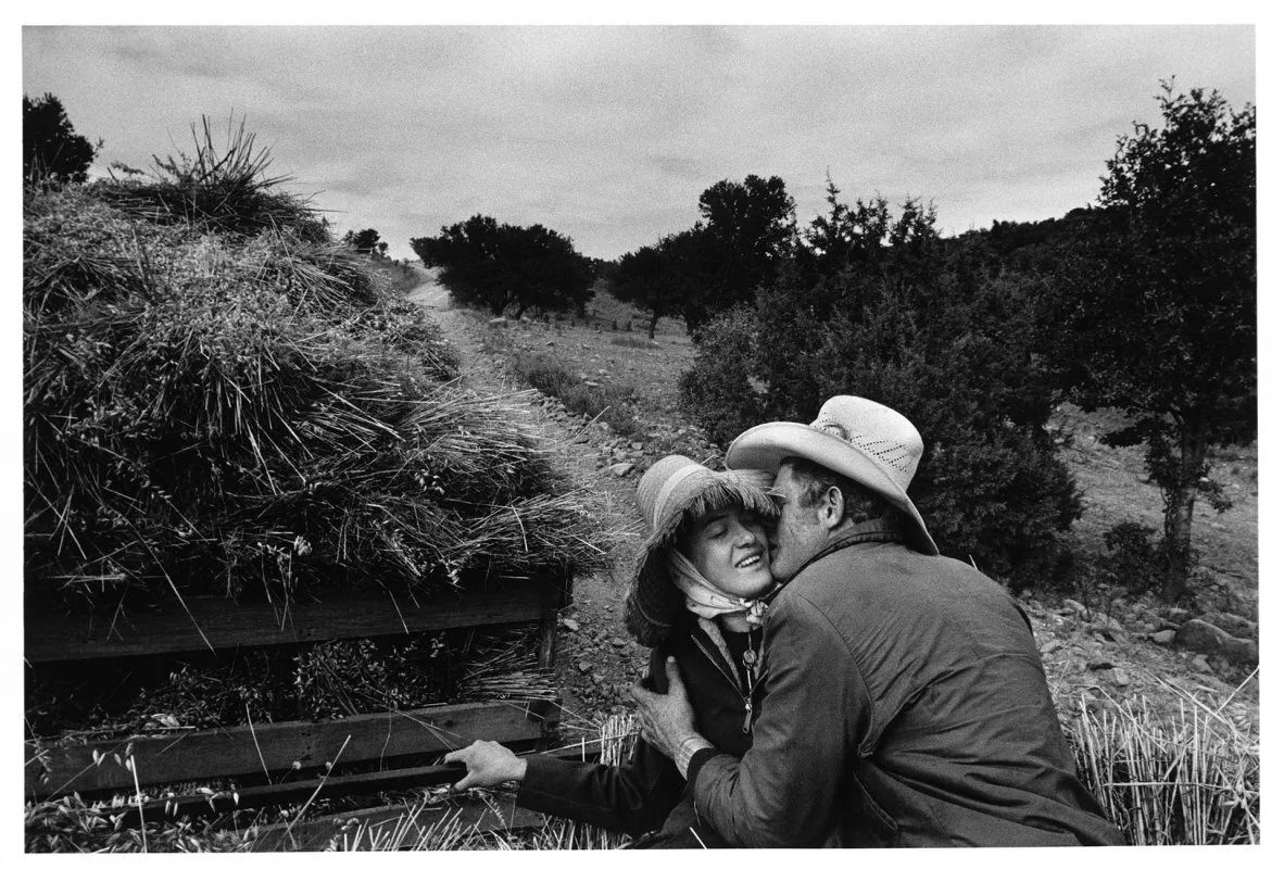 image_manager__lobp_fixedheight-m_larry-towell-the-mennonites-leica-oskar-barnack-award-1996-4.jpeg