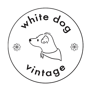 manipulere Bunke af Musling white dog vintage