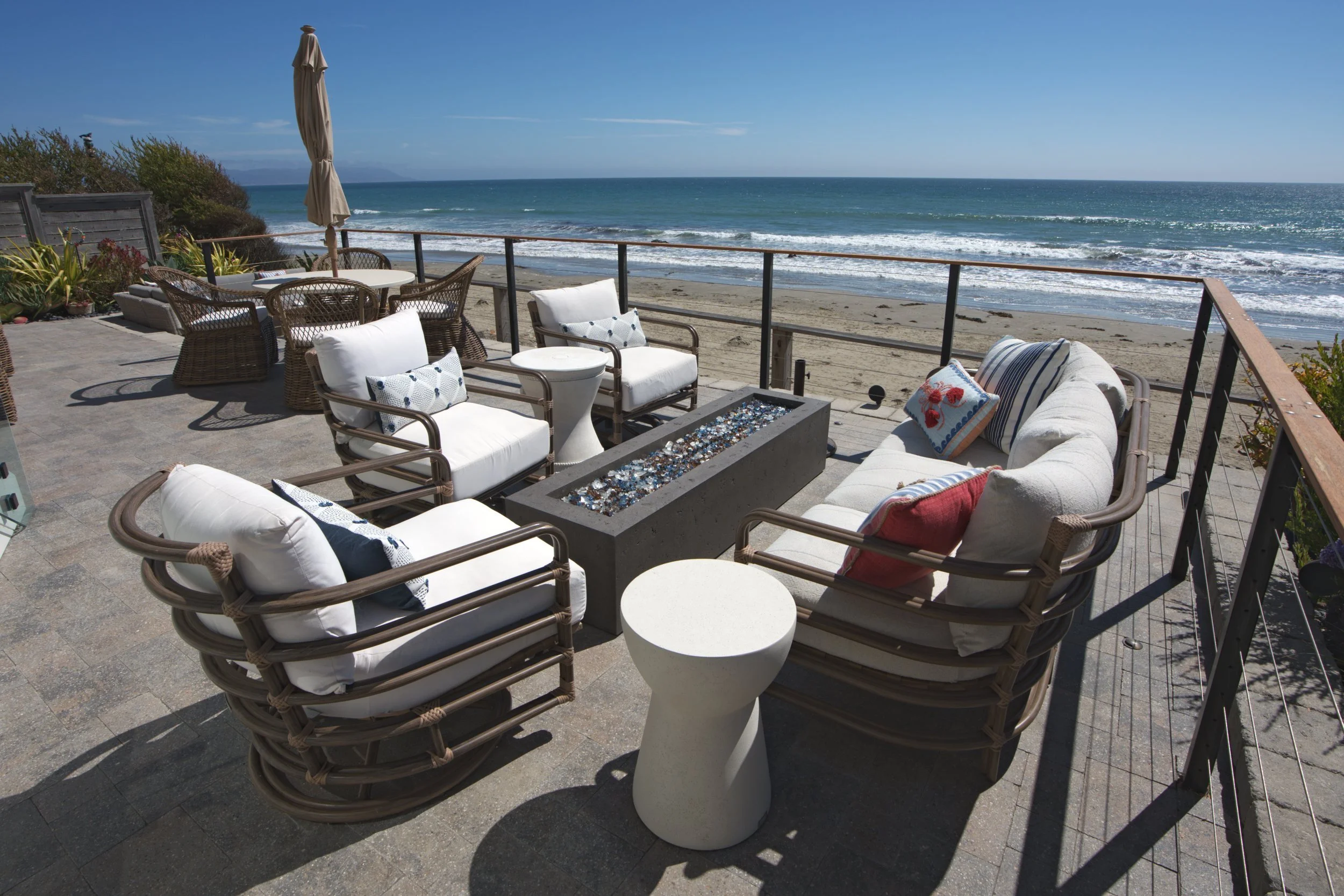 pacific-residence-03.jpg