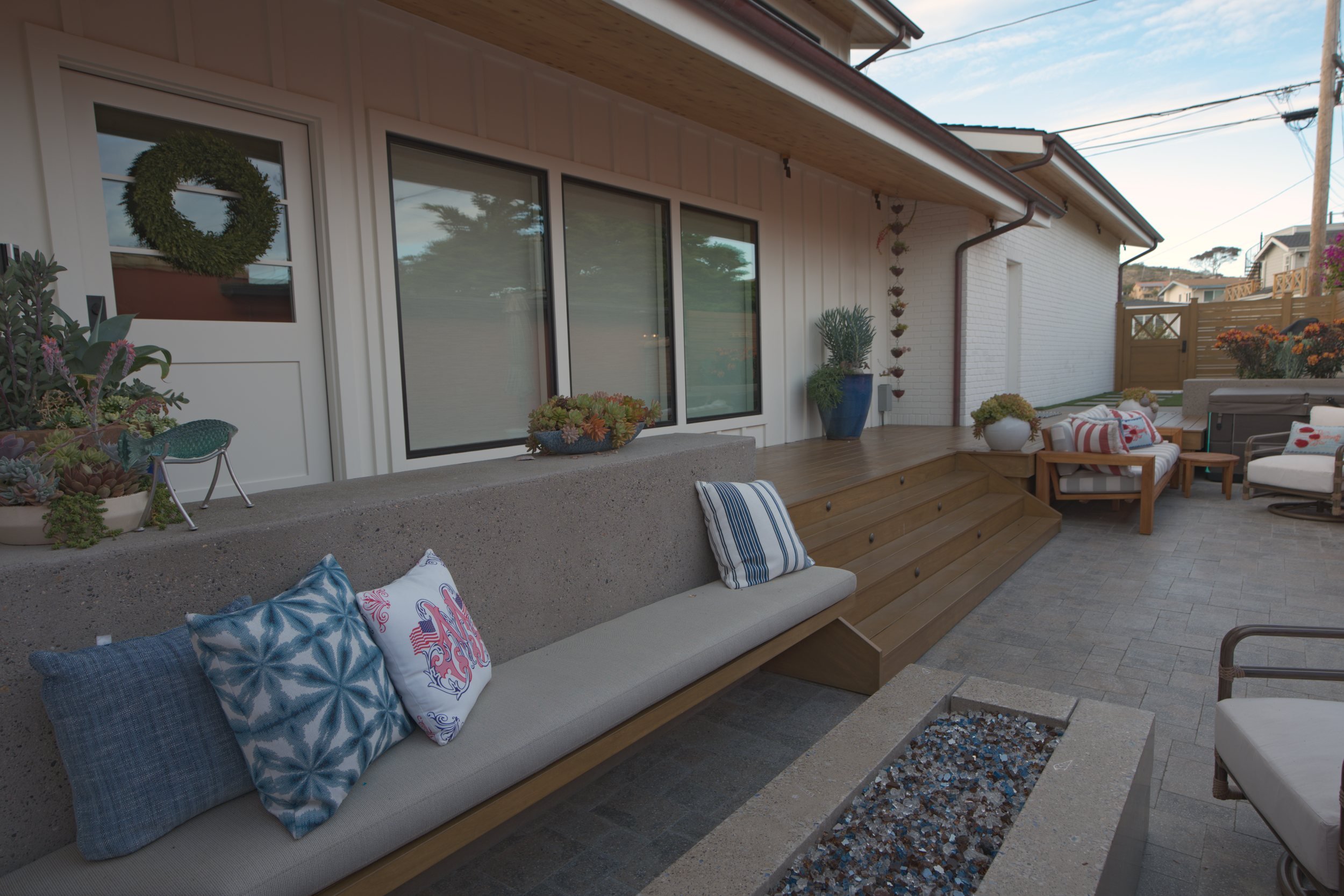 pacific-residence-04.jpg