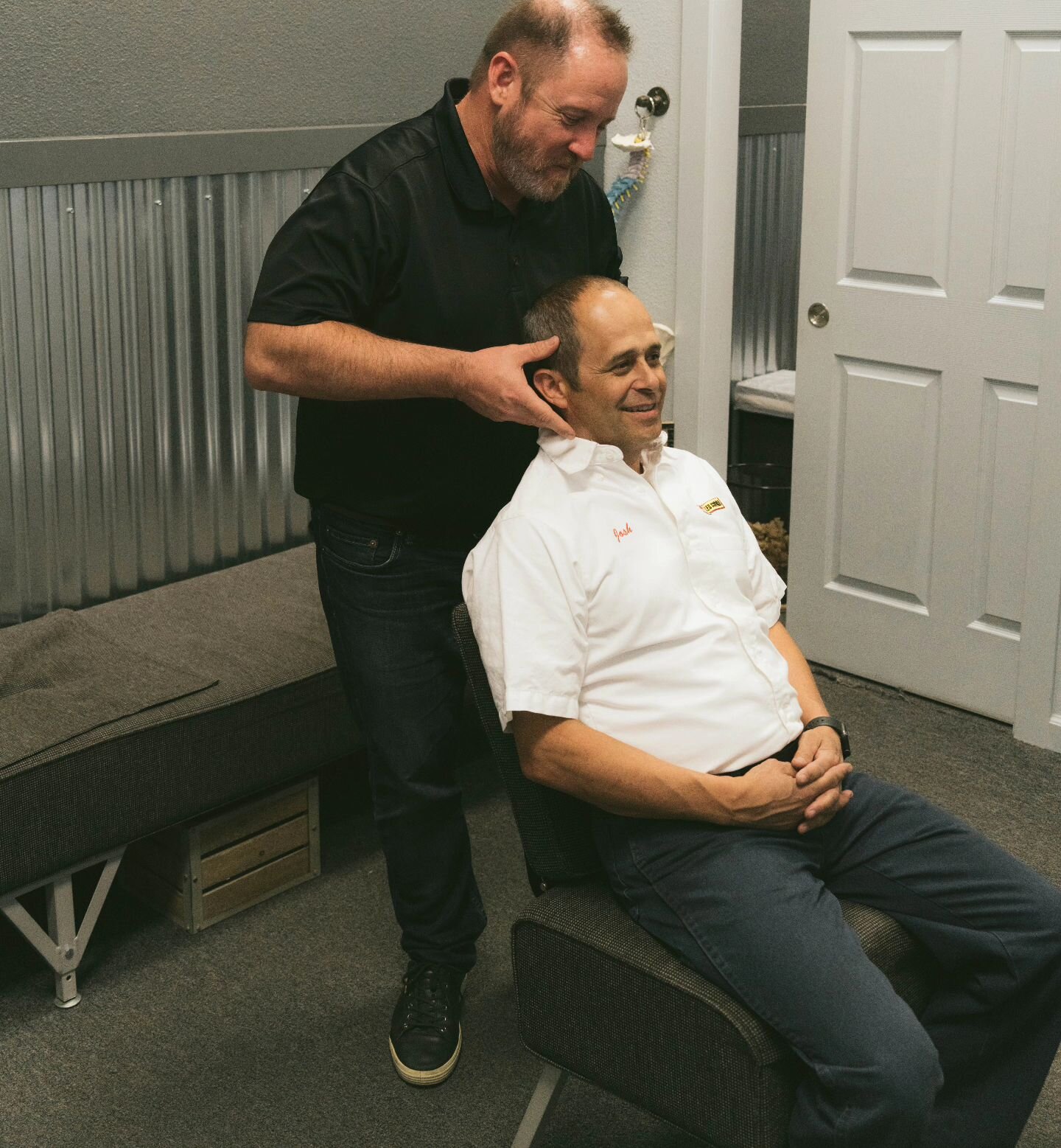 Do you know what Dr. Bryan is doing with your neck adjustments?
He will apply localized force to specific parts of the neck in an effort to restore proper alignment of the neck and vertebrae, relieving pressure and tension.