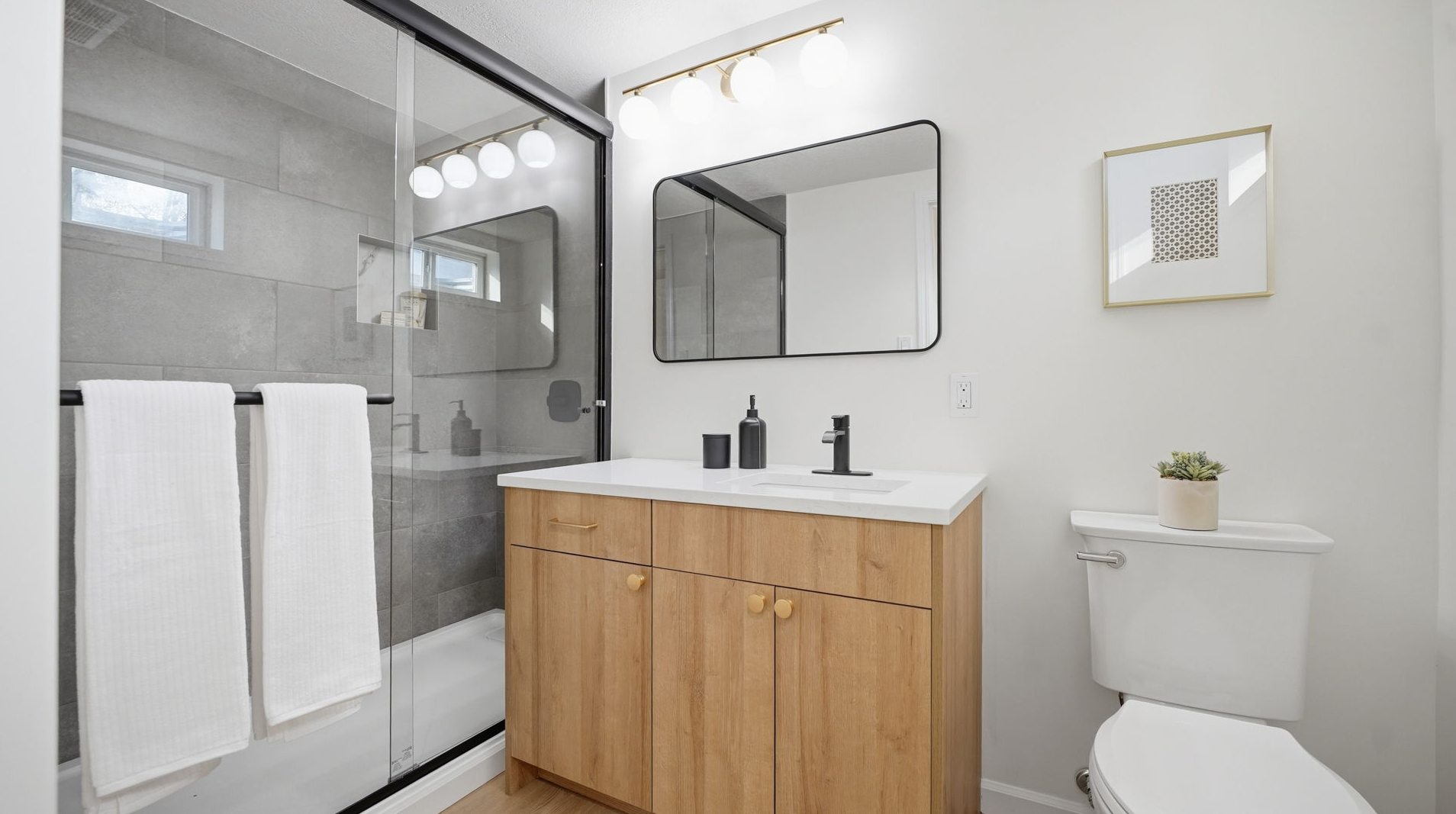 Custom Bathroom Cabinetry Edmmonton