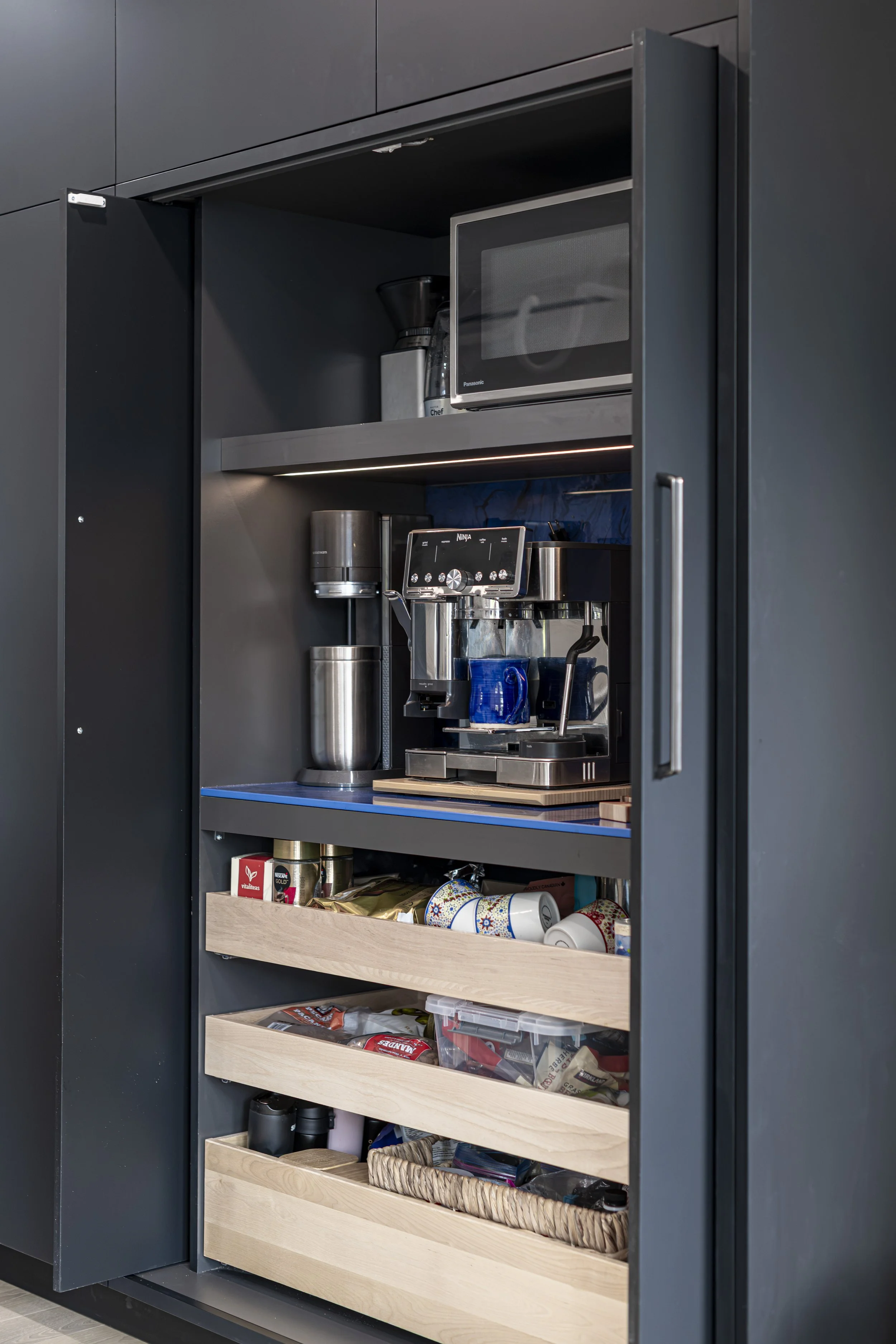 Matte Black Coffee Bar Kitchen