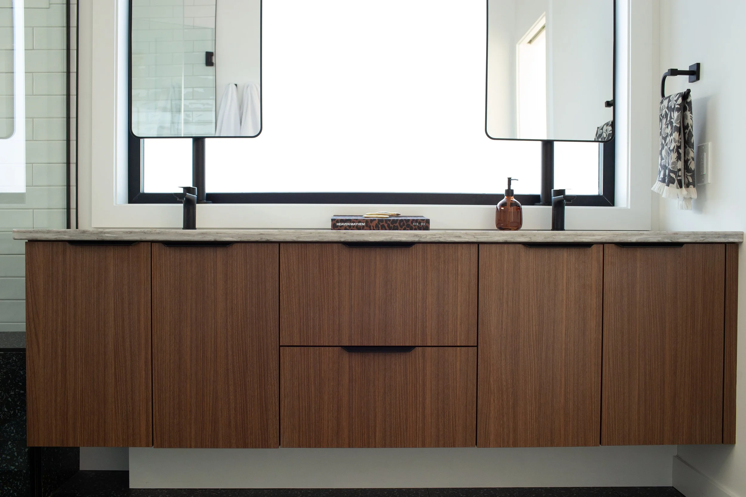 26.01 - Archetype Kitchens - Arc 53-83.jpg