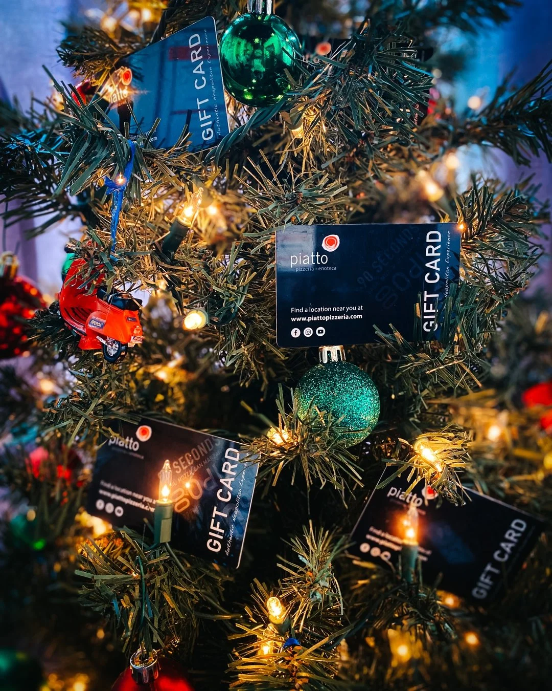 Piatto Gift Cards are officially online &mdash; fast, festive, and WAY more exciting than socks. Send some delicious cheer straight to their inbox and lock in your spot on the Nice List. 🎄✨​​​​​​​​
​​​​​​​​
🎁 Tap the link in our bio and get gifting
