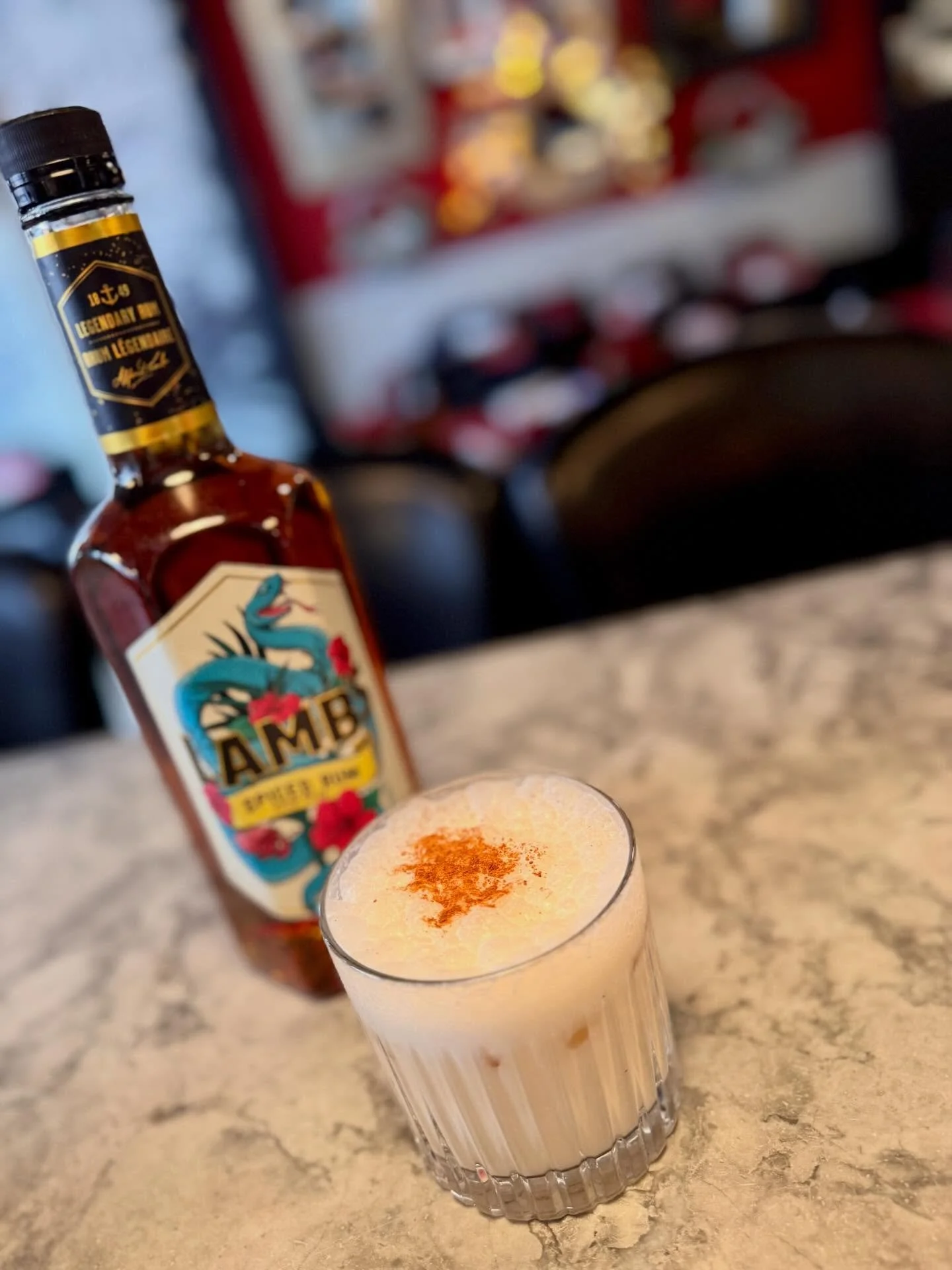 Christmas mode activated!🎄✨
Our famous house-made eggnog + @lambsrumnl Spiced Rum = the perfect way to kick off a festive Friday.
One sip and suddenly it feels a lot like Christmas. 😉