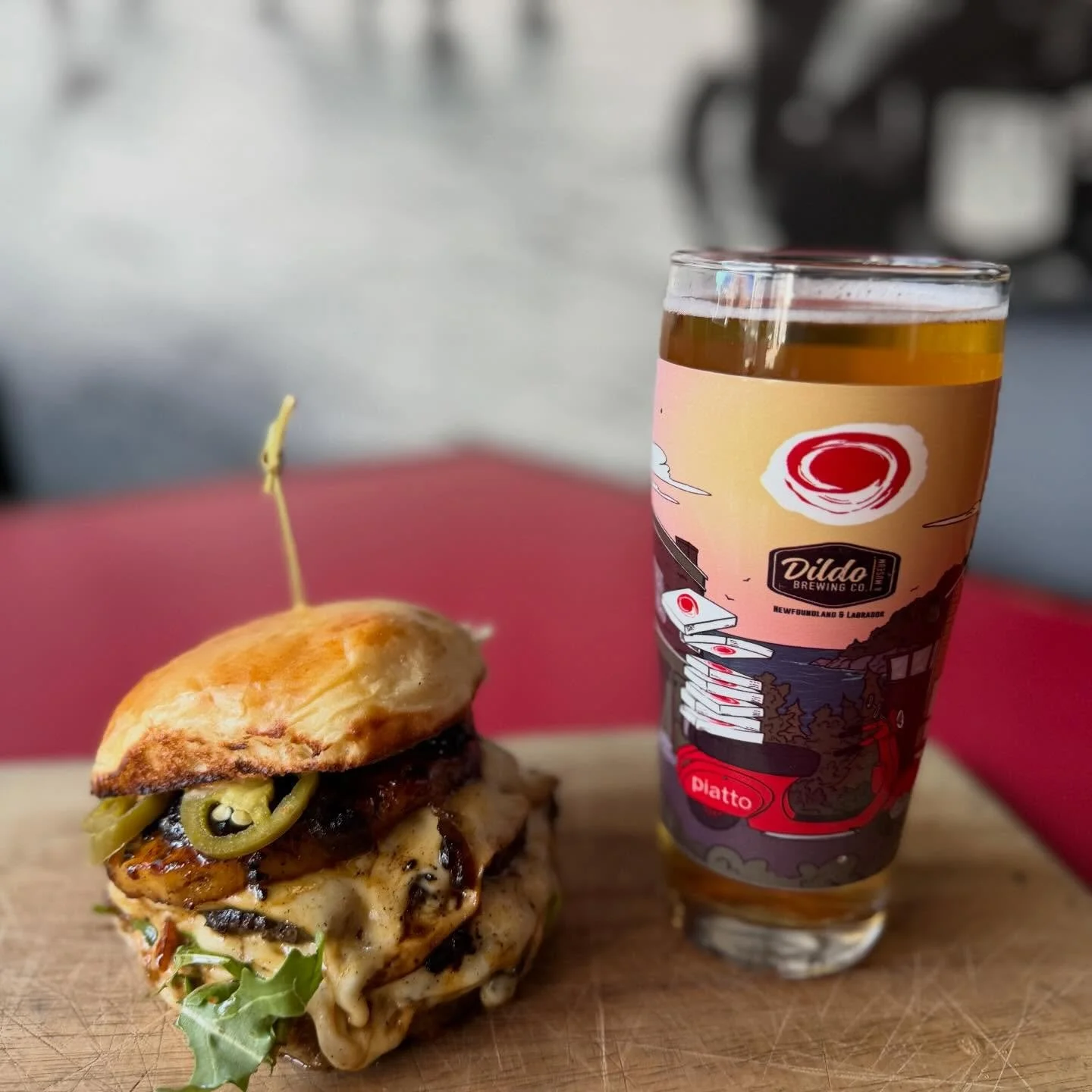 Burgers + beers&hellip; is there a better pairing? 🍔🍺

We think there might be - add a little local love to the mix.

For Burger Battle, we teamed up with our friends at Dildo Brewing Co. for a little cross-town giveaway.

Add a Dildo Piatto Pilsne