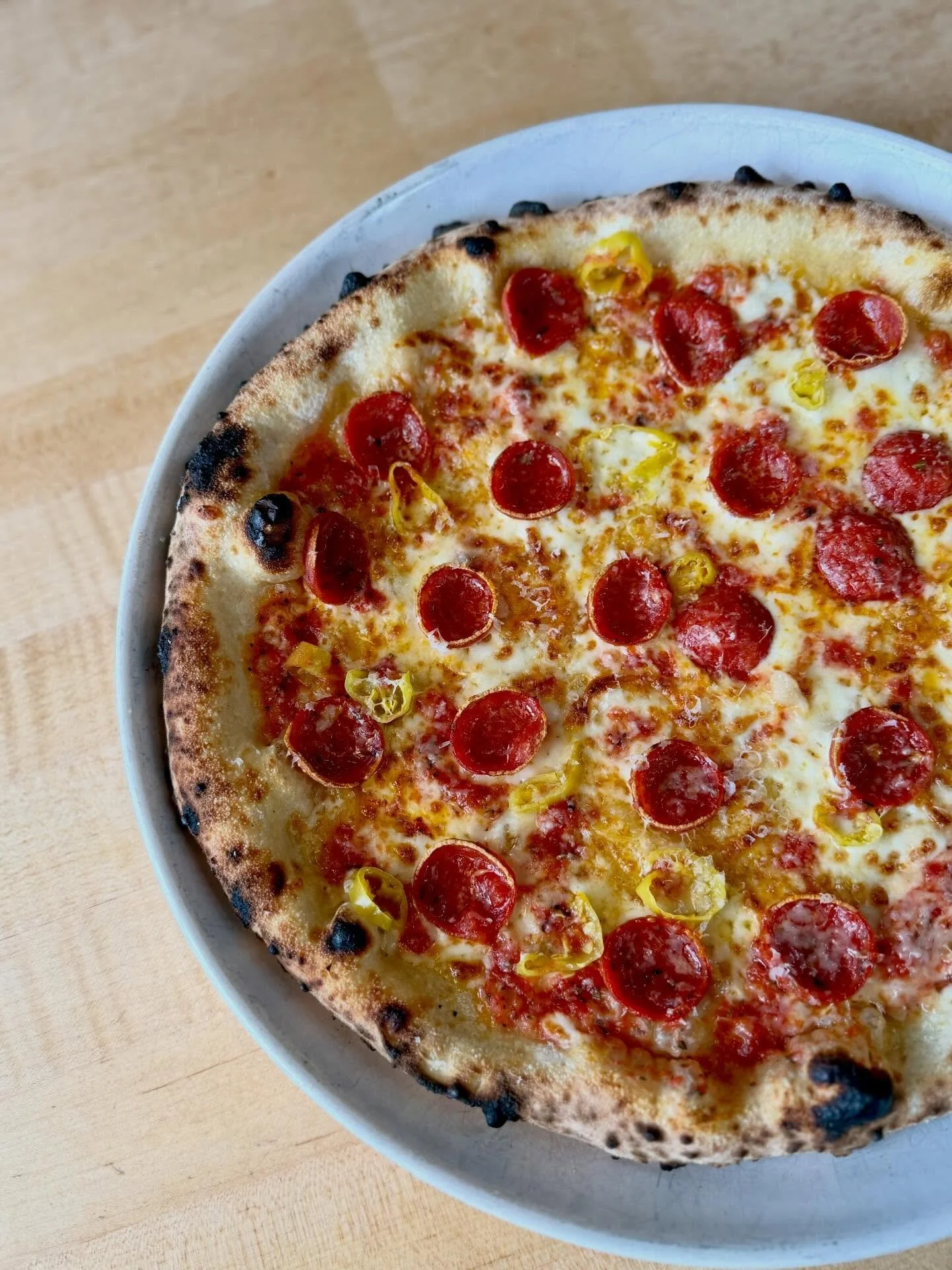 This month has been giving big burger energy - and we are here for it! 🍔🔥
But we&rsquo;re giving them a little break from the main feed and letting pizza have a little moment again. 🤣🍕

This week&rsquo;s feature: The 313
Our take on a Detroit-sty